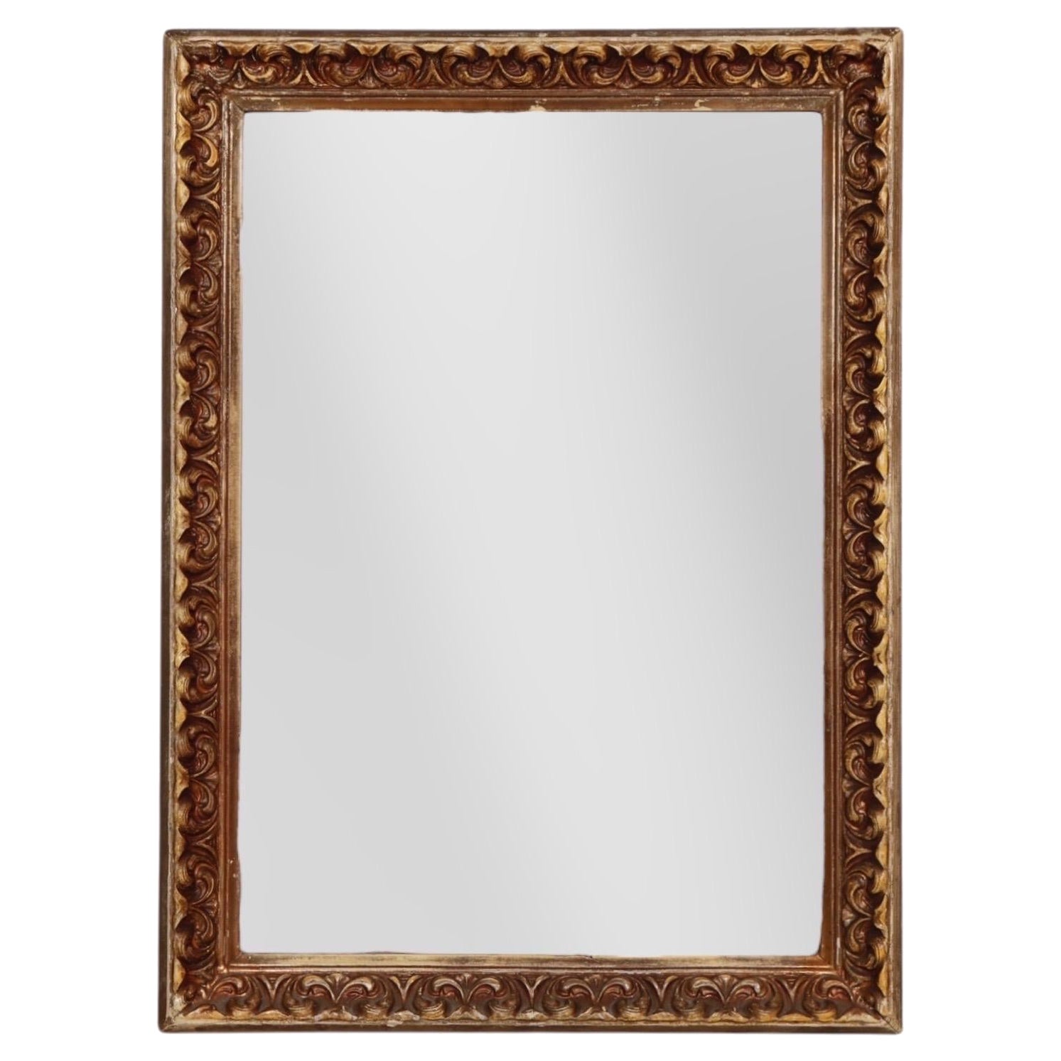 Specchio da parete con cornice rococò dorata