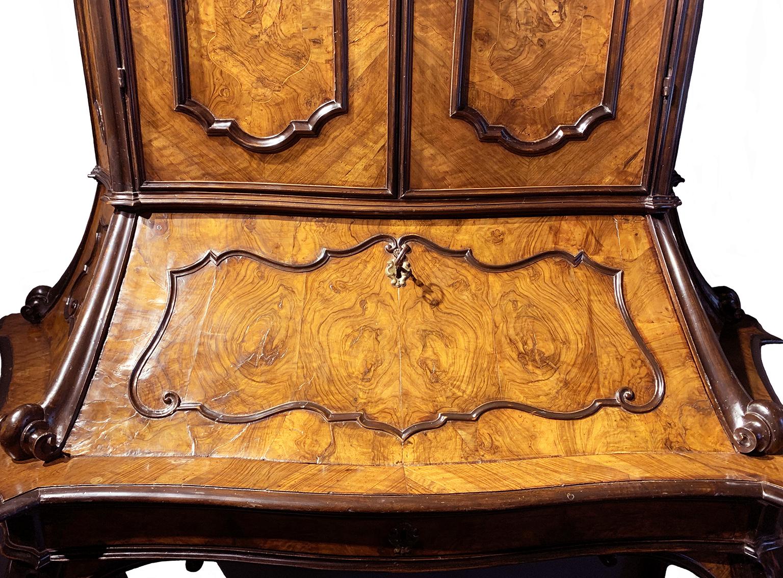 Mid-18th Century Rococo Italian Bureau-Cabinet, Milan, circa 1760 For Sale