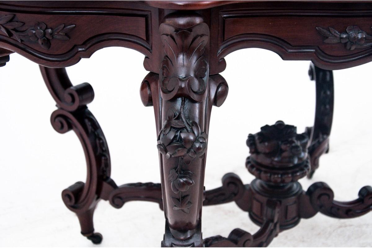 Rococo mahogany table, France, circa 1870. For Sale 3