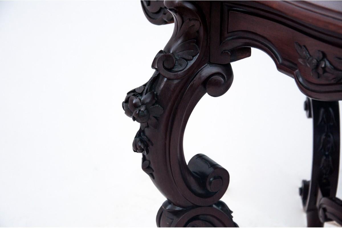 Rococo mahogany table, France, circa 1870. For Sale 1
