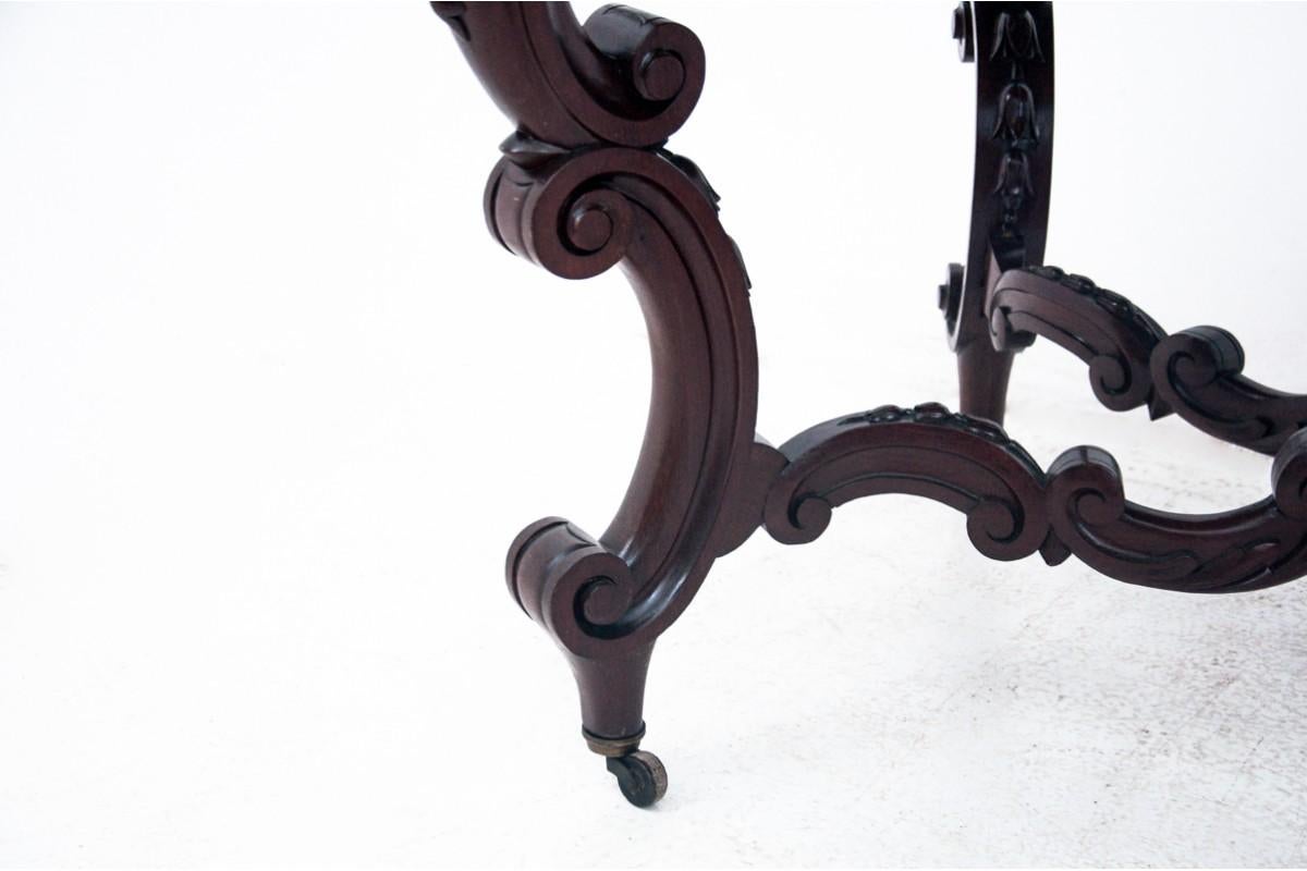 Rococo mahogany table, France, circa 1870. For Sale 2