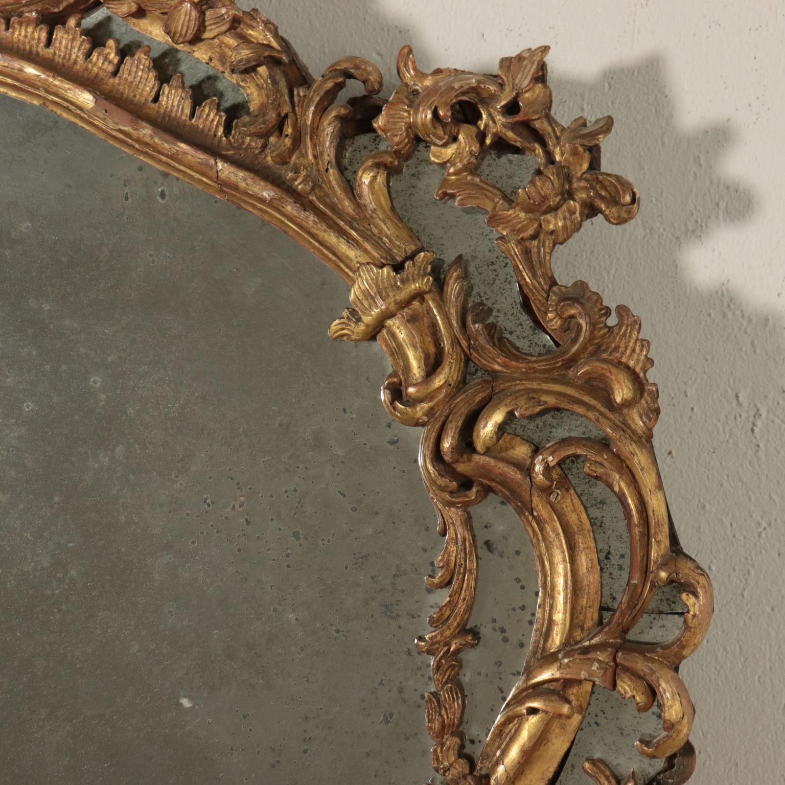 Rococo Mirror Tuscany, Italy, 18th Century In Fair Condition In Milano, IT