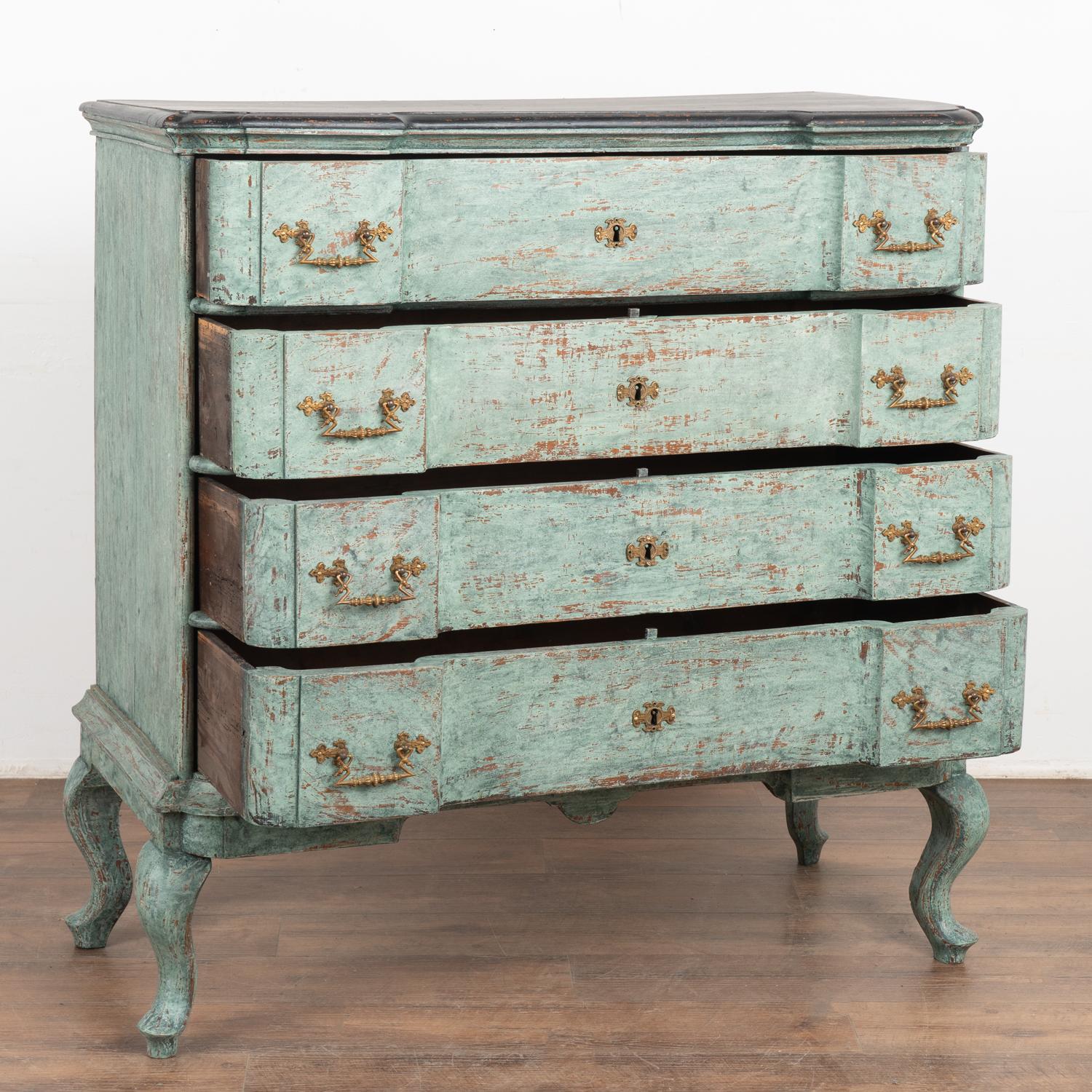 Rococò Cassettone rococò a quattro cassetti in Oak, Danimarca, 1770-1800 ca. in vendita