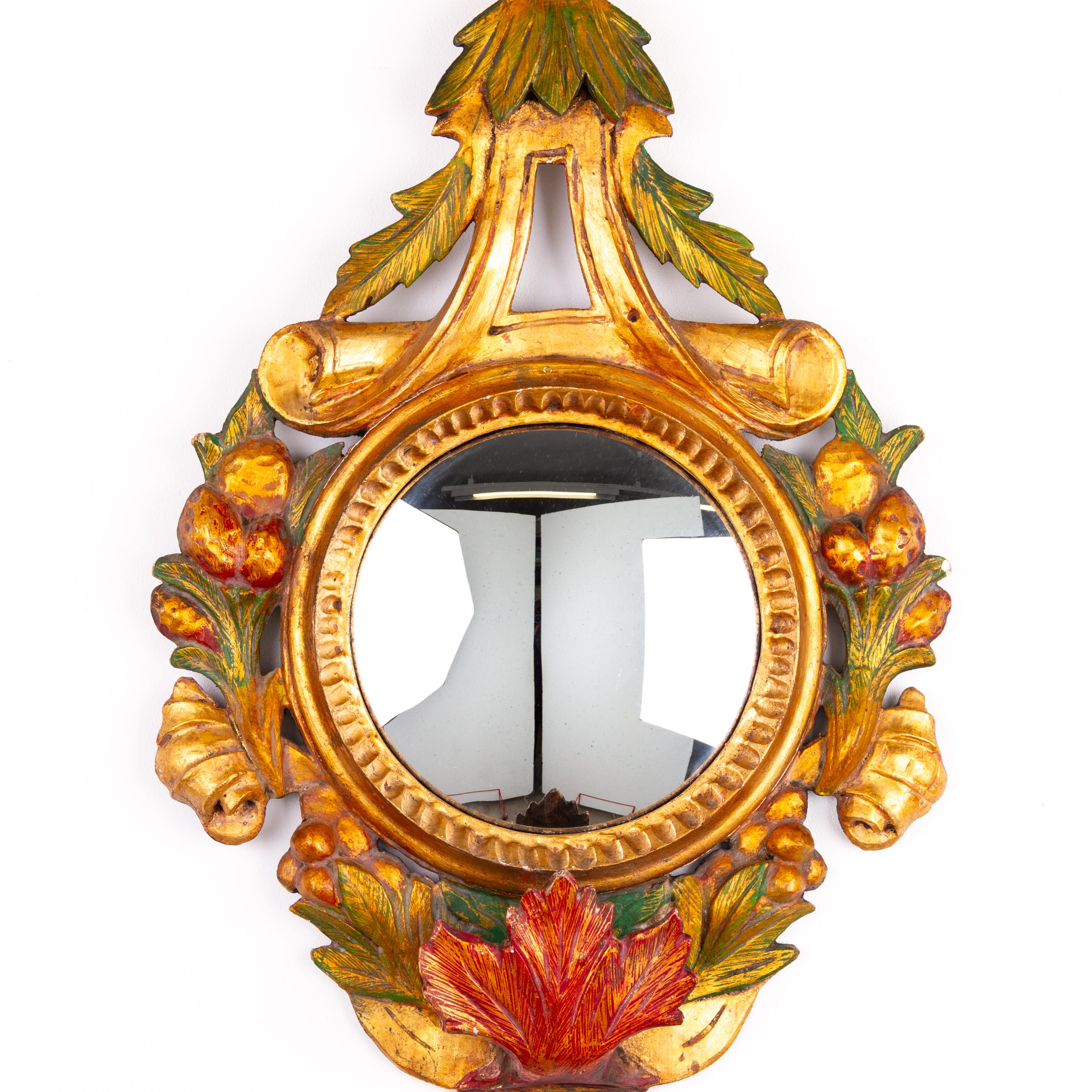 Rococo Polychrome Giltwood Convex Mirror 
Good condition
Free international shipping.
