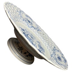 Rococo Porcelain Blue Onion Meissen Central Piece Fruit Stand 20th Century