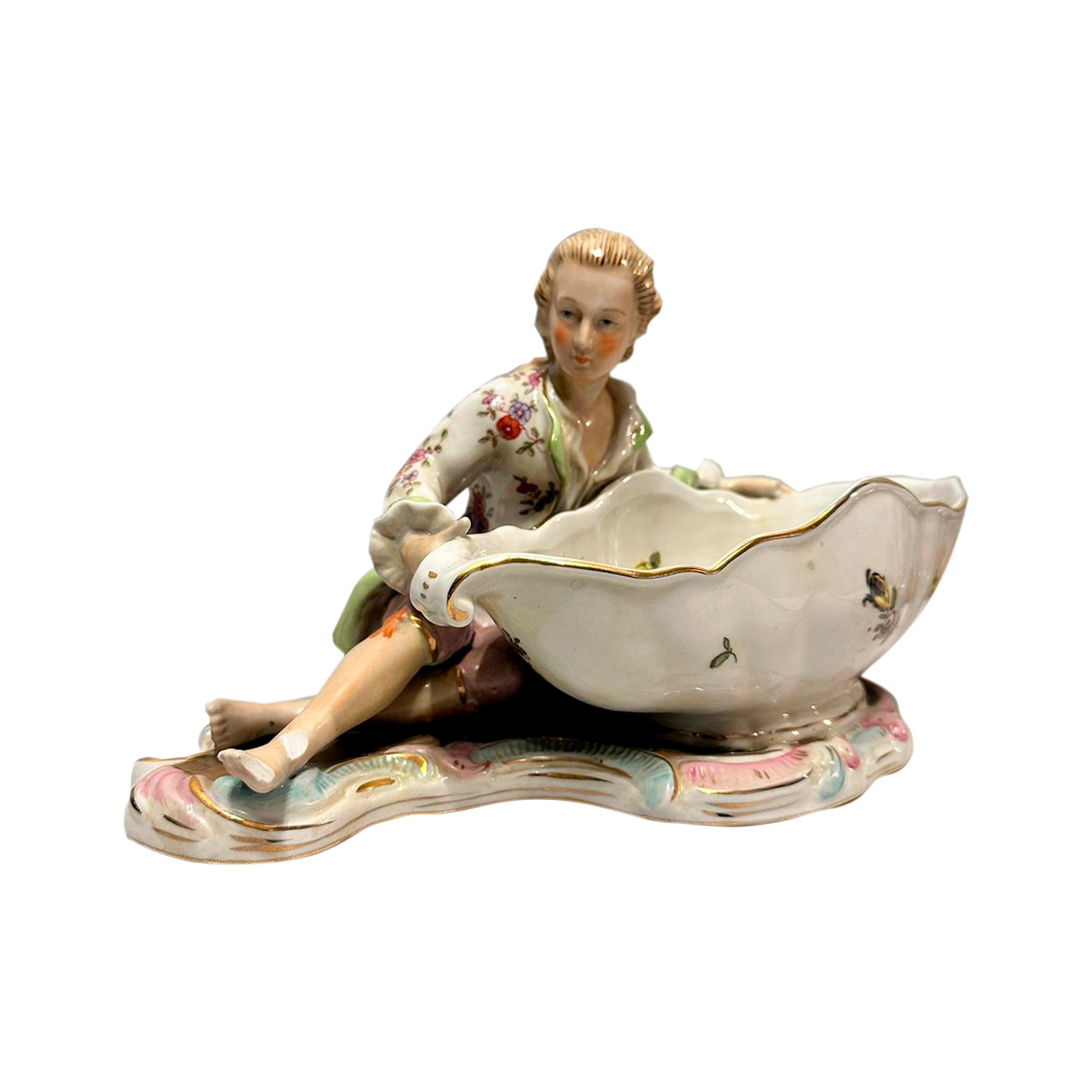 Centro de mesa de porcelana rococó de Maissen. Alemania, siglo XIX Romántico en venta