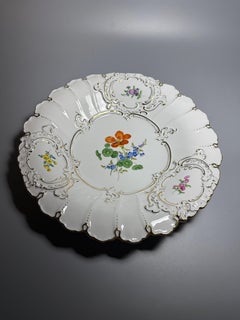 Hand-Painted Rococo Meissen Porcelain Serving Dish, Germany, 1924-1934