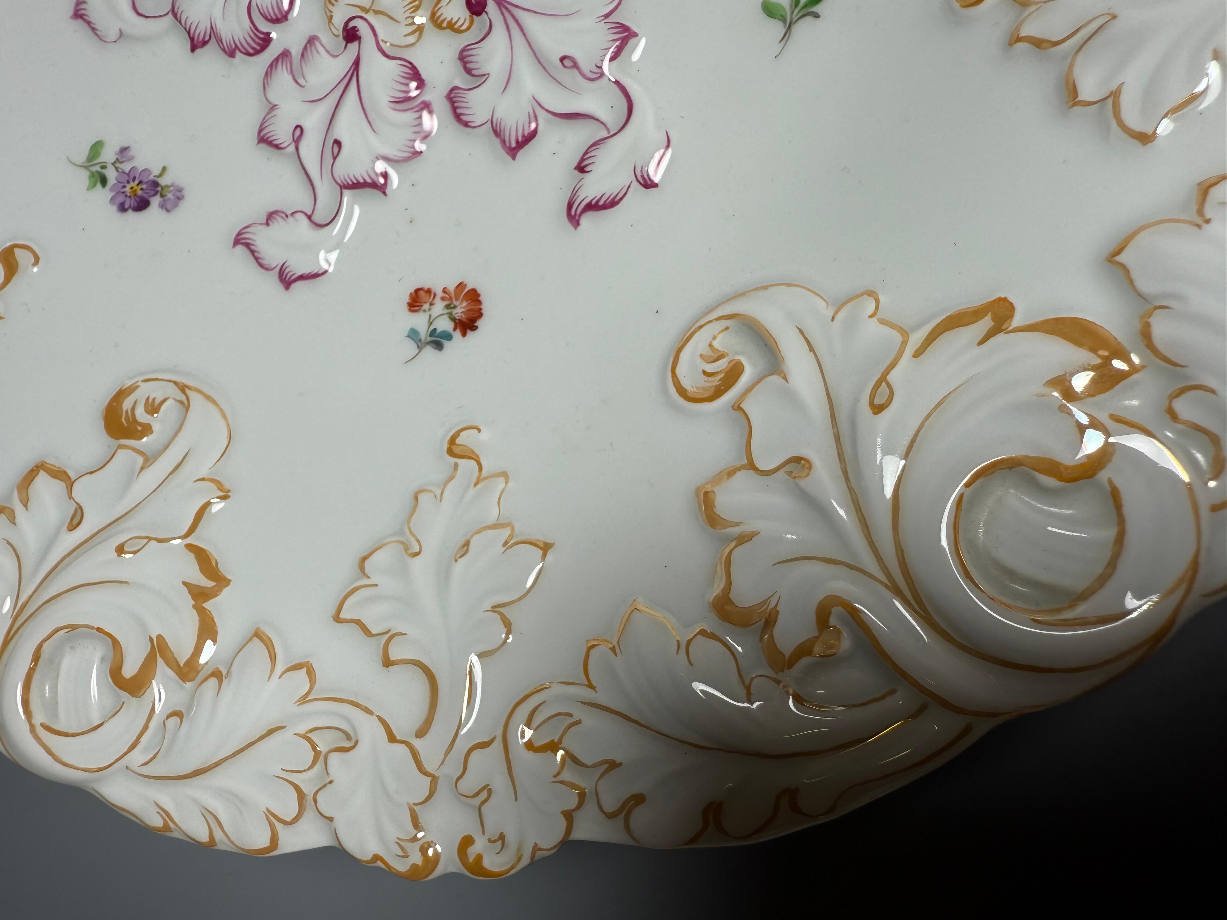 Rokoko Porzellan Meissen Servierplatte Deutschland im Angebot 3