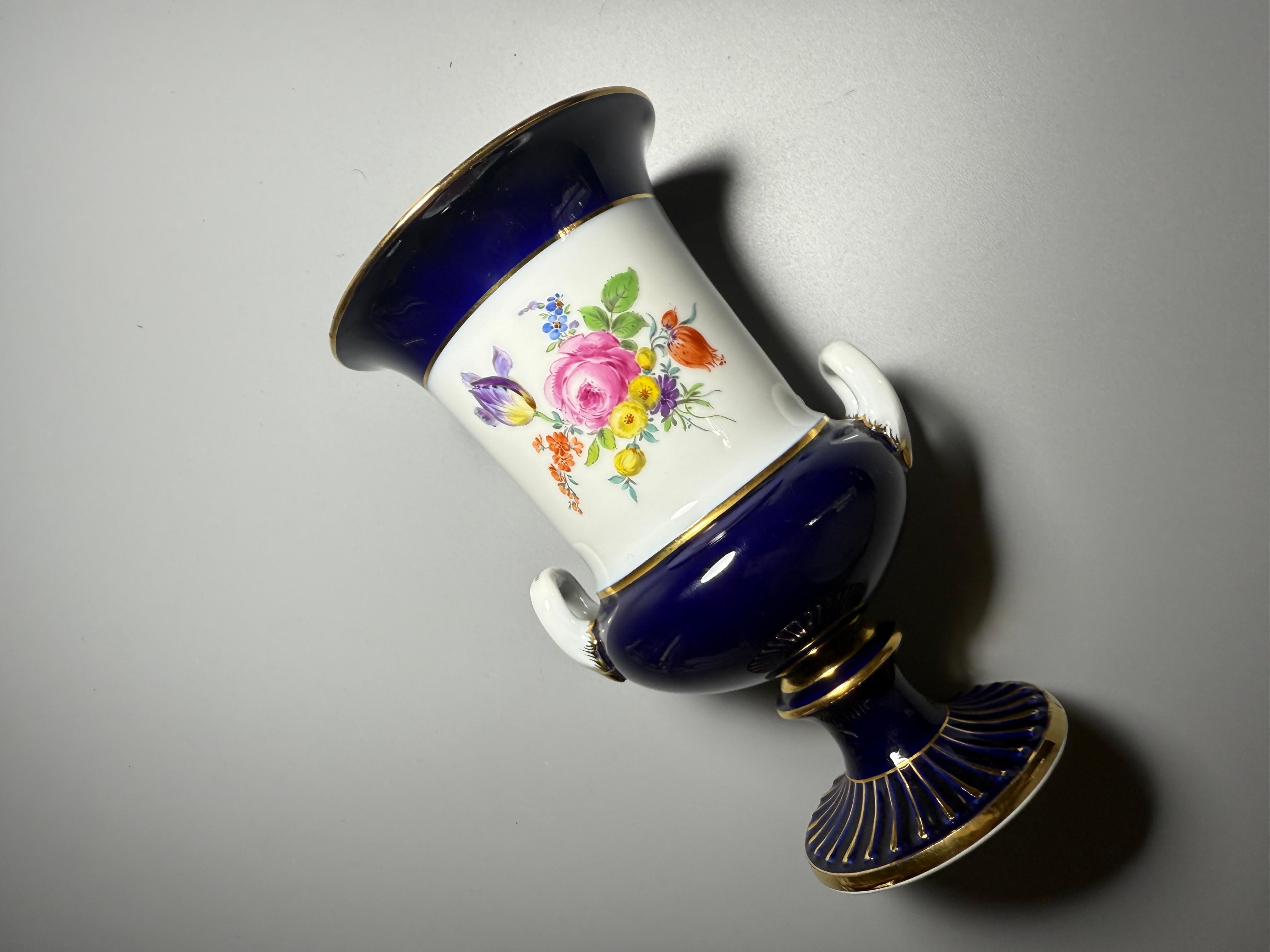 Rococo Porcelain Vase Cobalt Blue Flowers Gilt Meissen For Sale 4