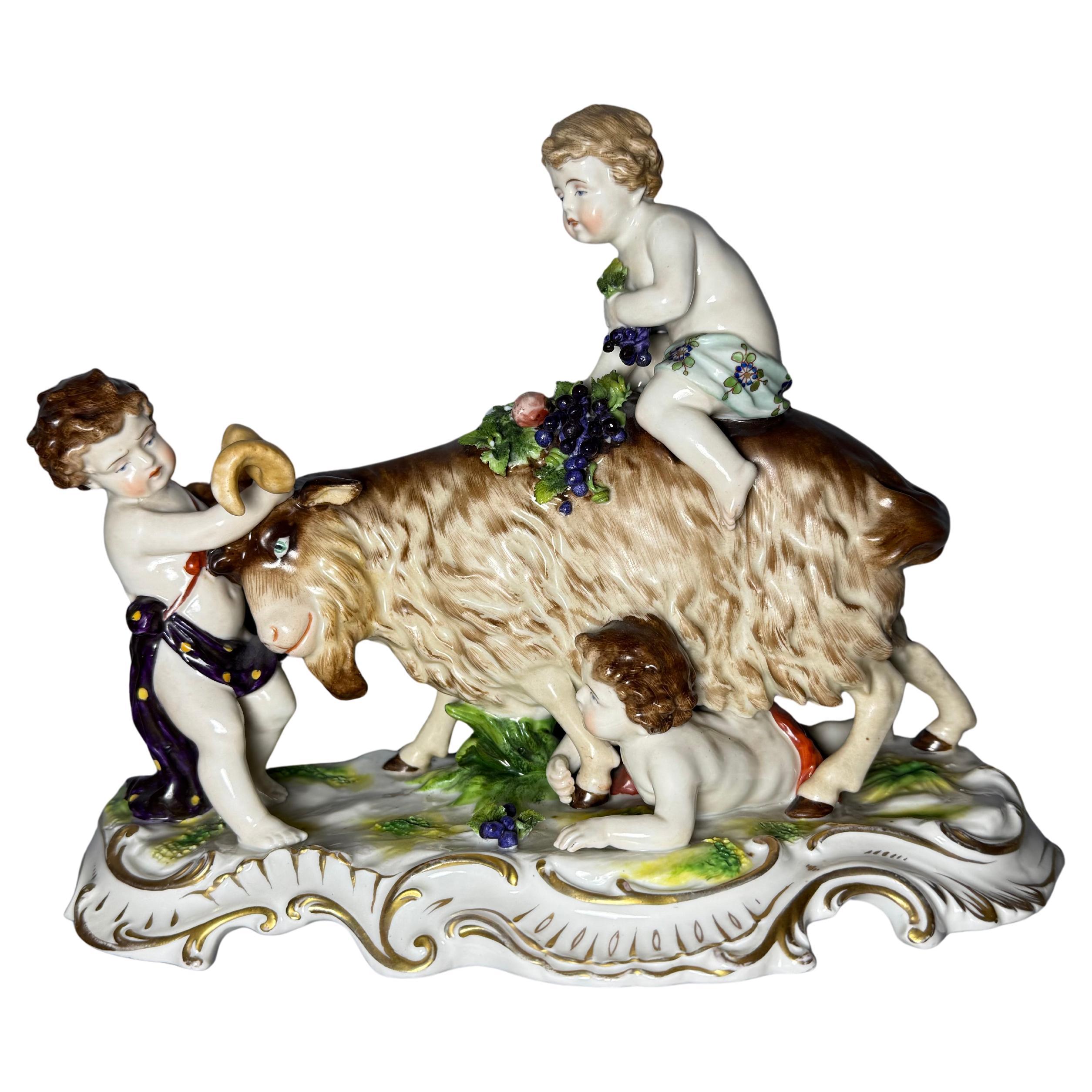 Figurine Rococo Putti Chèvre Porcelaine Rudolstadt Allemagne