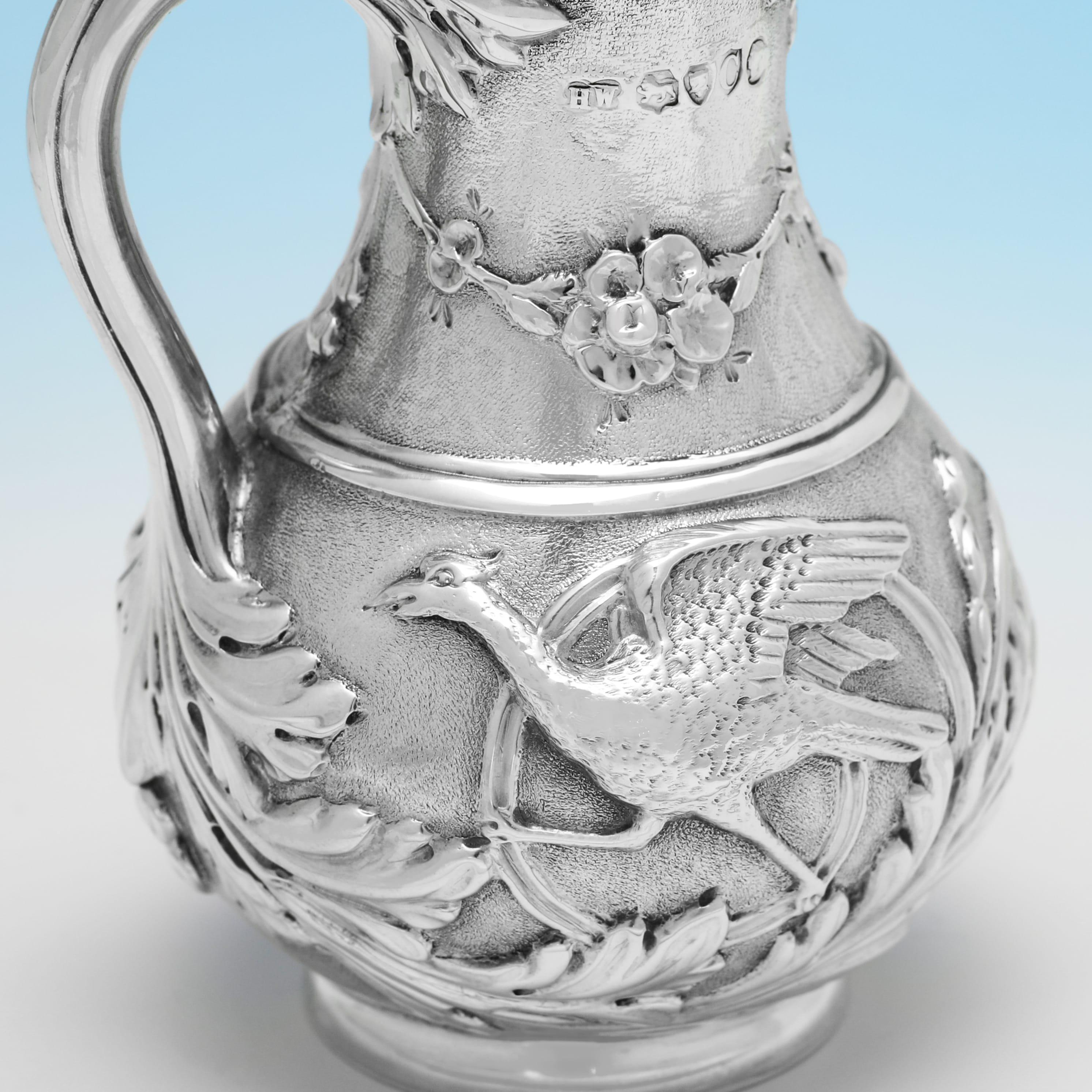 Jarra de crema de plata antigua de renacimiento rococó fabricada en Londres en 1878 Inglés en venta