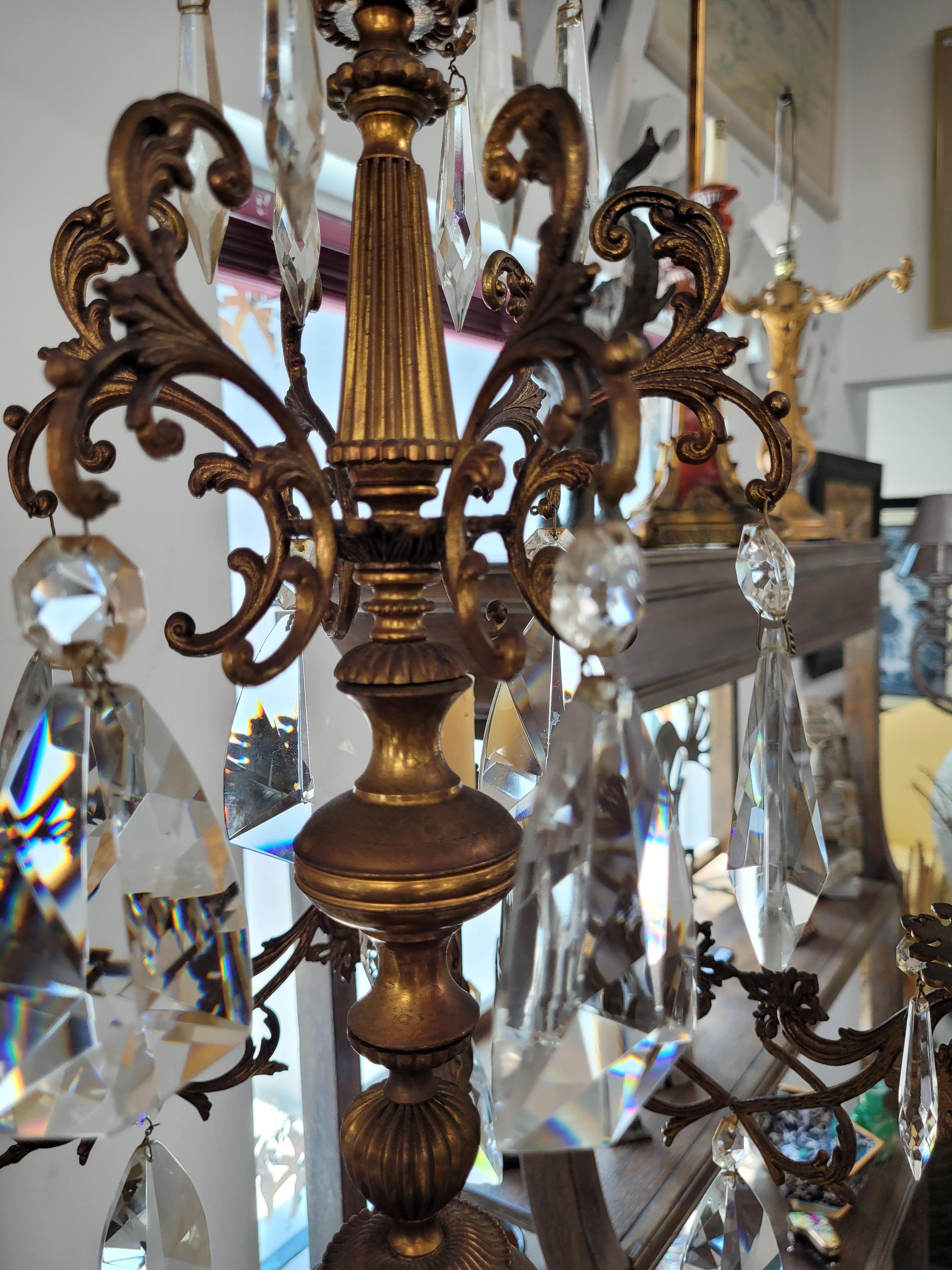 Lampadario rococò in bronzo e cristallo, fine XIX-inizio XX secolo in vendita 9