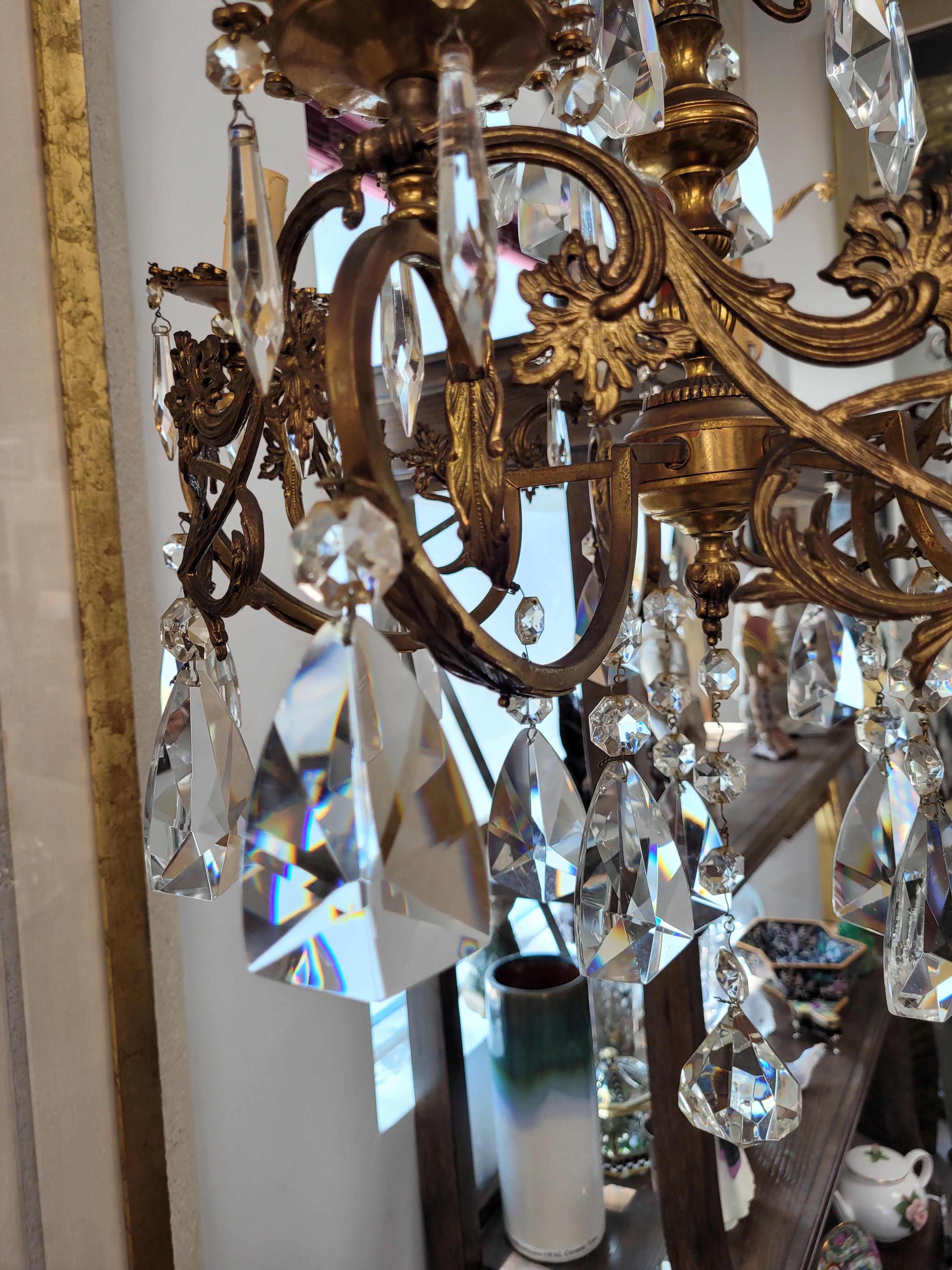 Lampadario rococò in bronzo e cristallo, fine XIX-inizio XX secolo in vendita 11