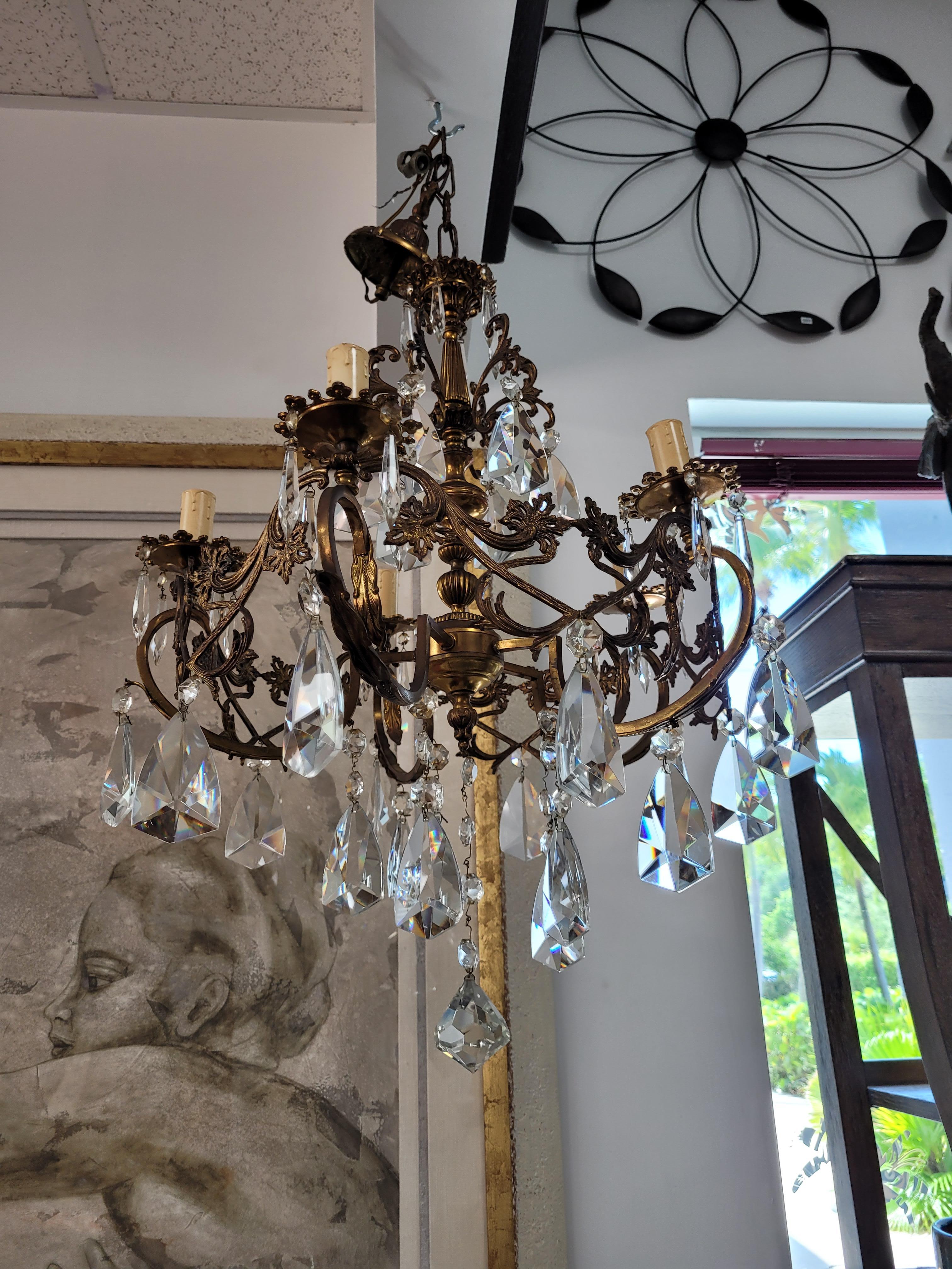 Lampadario rococò in bronzo e cristallo, fine XIX-inizio XX secolo In condizioni buone in vendita a North Palm Beach, FL