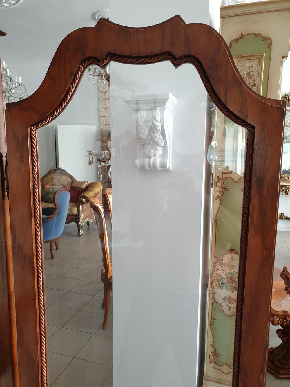 Rococo Revival / Chippendale Corner Display Vitrine 6