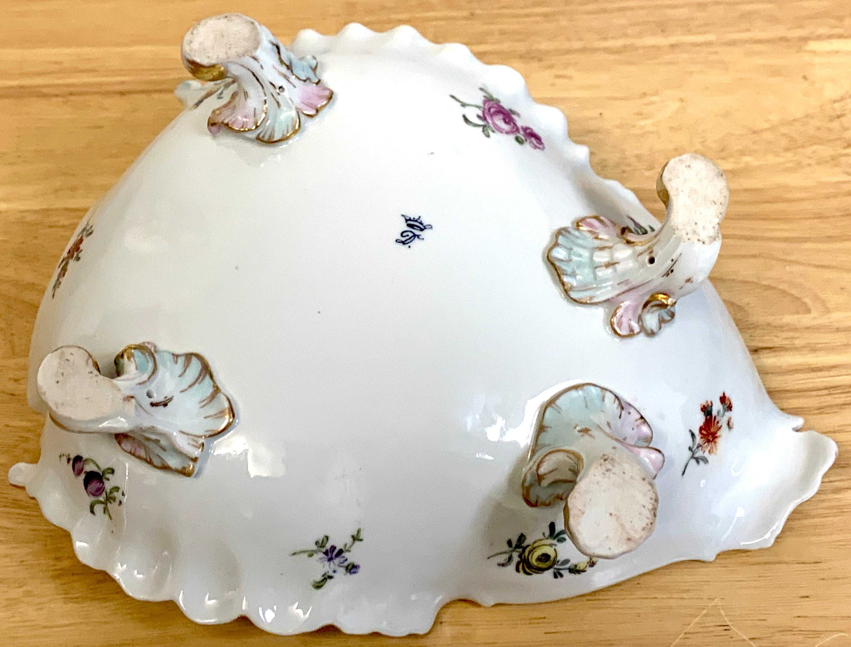Dresden Porcelain Schale mit Fuß im Rokoko-Stil, von Helena Wolfsohn, um 1890 im Angebot 4