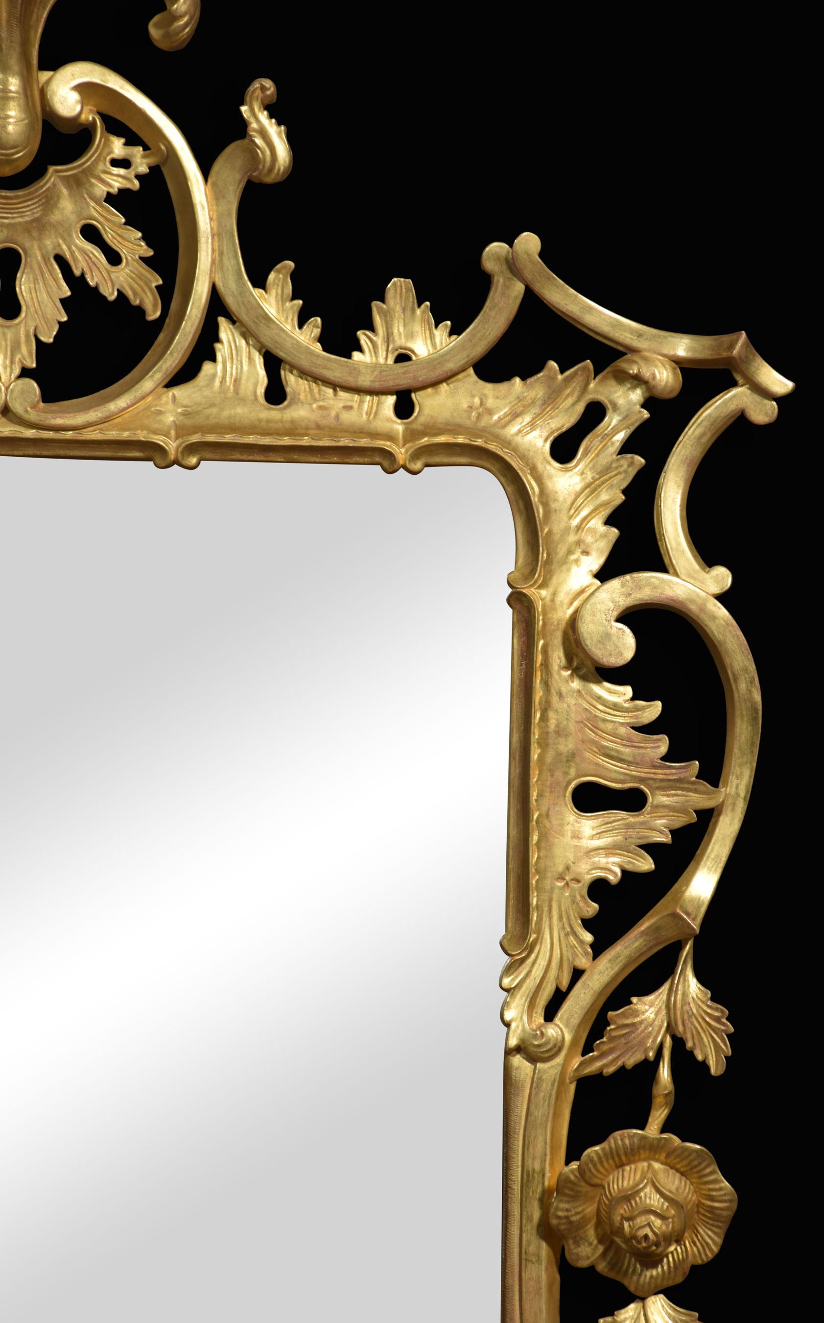 Rococo revival giltwood wall mirror In Good Condition For Sale In Cheshire, GB