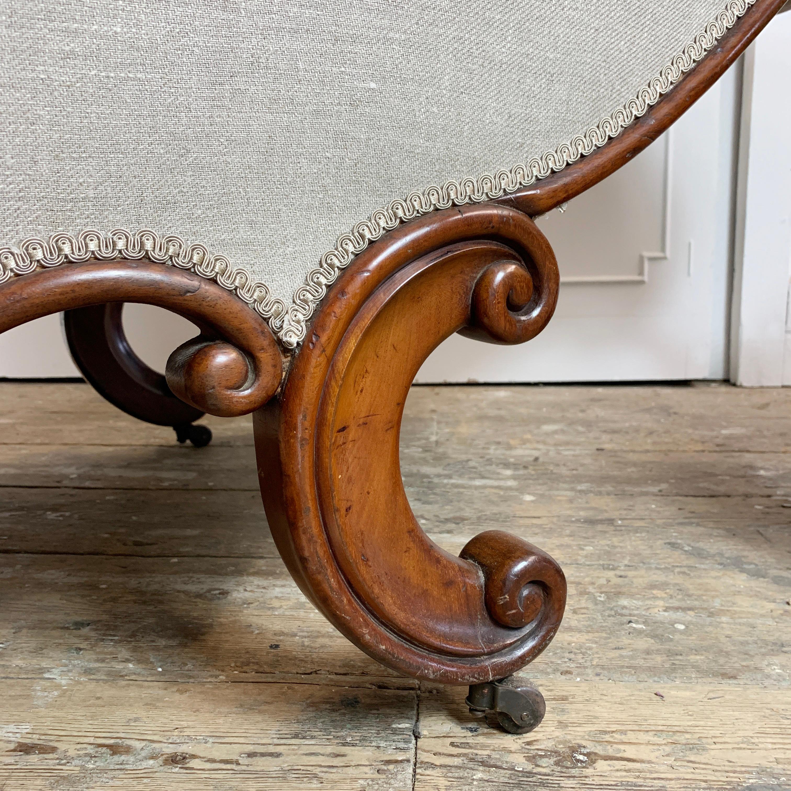 Rococo Revival John Henry Belter Meridienne/Recamier en vente 9