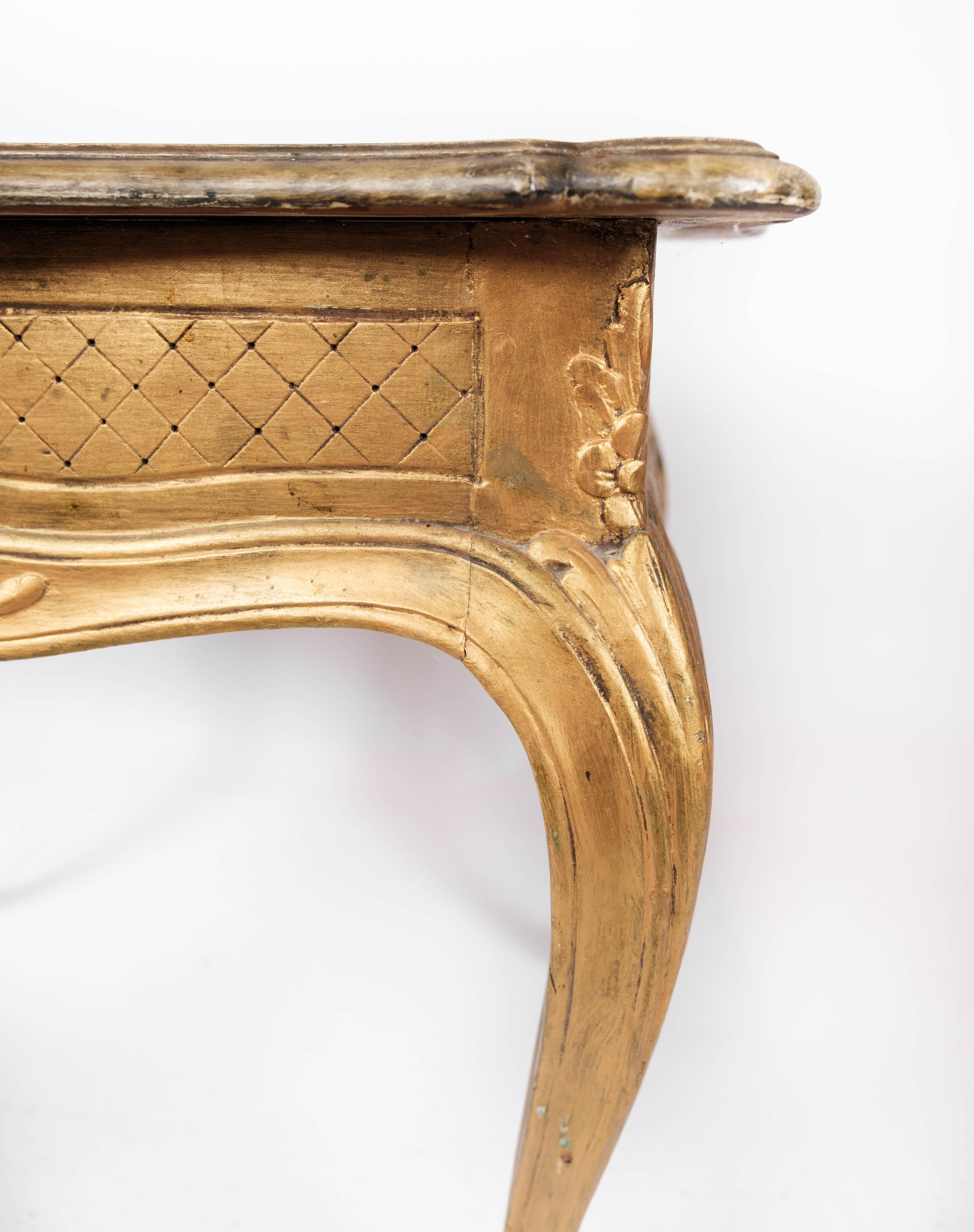 Mid-19th Century Rococo Revival Side Table with Marbled Tabletop and Frame of Gilded Wood, 1860s For Sale