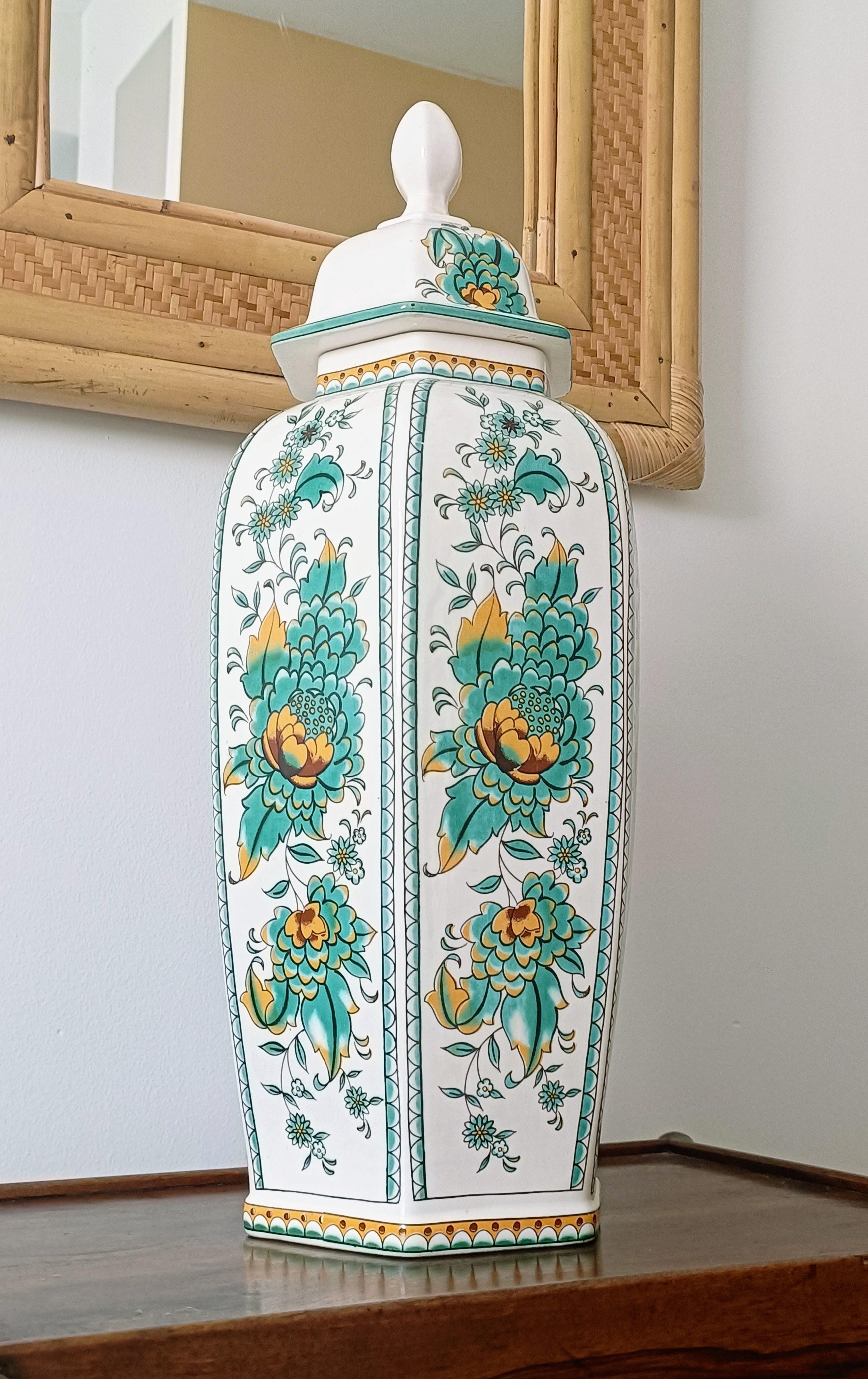 An impressive extra-large Rococo Revival lidded urn, handcrafted in the 1970s by CH Hispania of Manises, Spain—a renowned maker that was later absorbed into the world-famous Lladró porcelain house.

This striking piece features a curvaceous