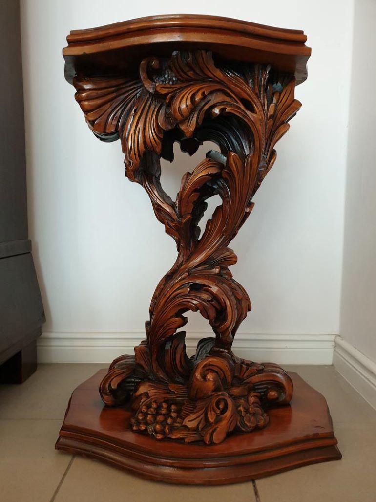 Rococo Revival Style Console with Three-Part Mirror Carved Wood, 20th Century 3