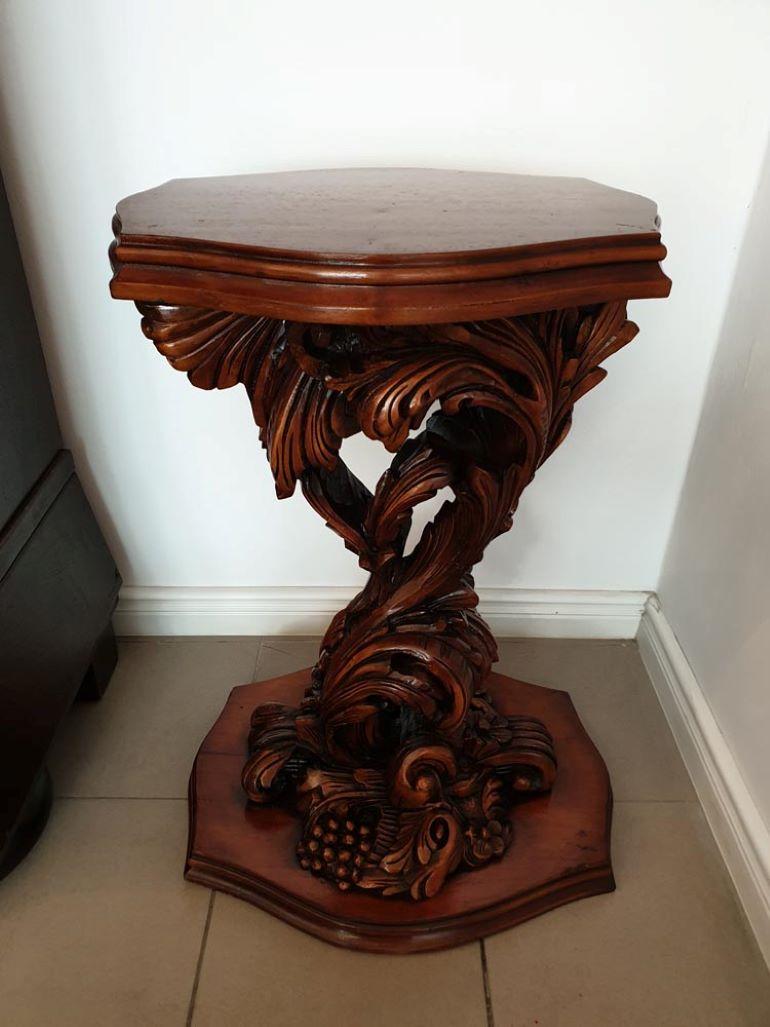 Rococo Revival Style Console with Three-Part Mirror Carved Wood, 20th Century 5