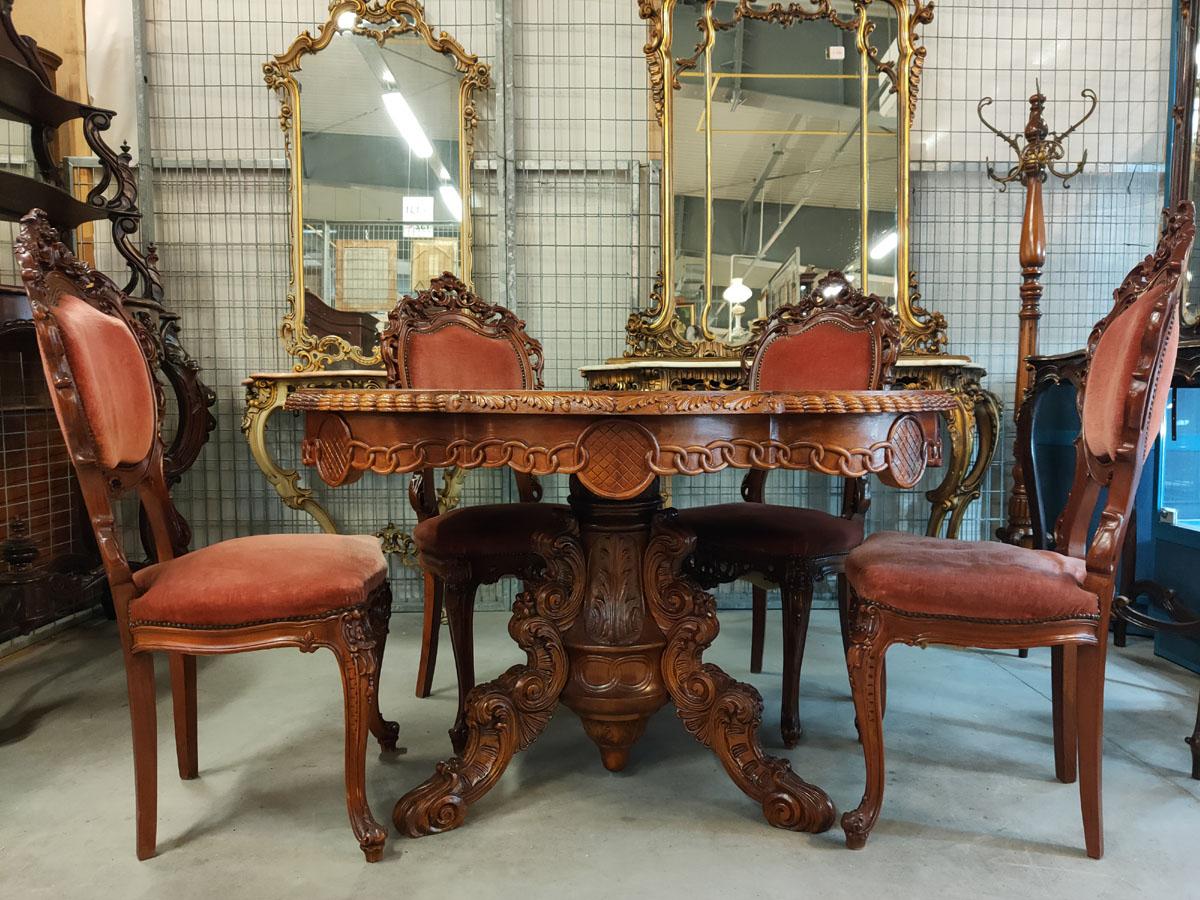 Impressive, Rococo revival table set for the living room or dining room.
The set was most likely made for an individual order.

The 