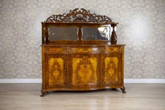 Credenza/Buffet in legno di noce e impiallacciatura del 1850 in stile Rococò Revival