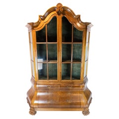 Armadio in vetro a forma di rococò in noce di C.B. Hansen del 1910