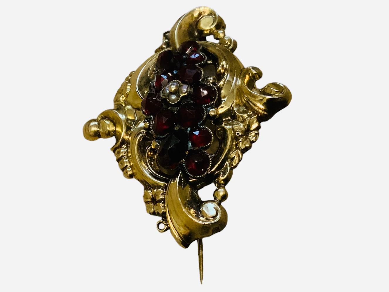 Women's or Men's Rococo Style 14K Yellow Gold Garnet And Pearl  For Sale