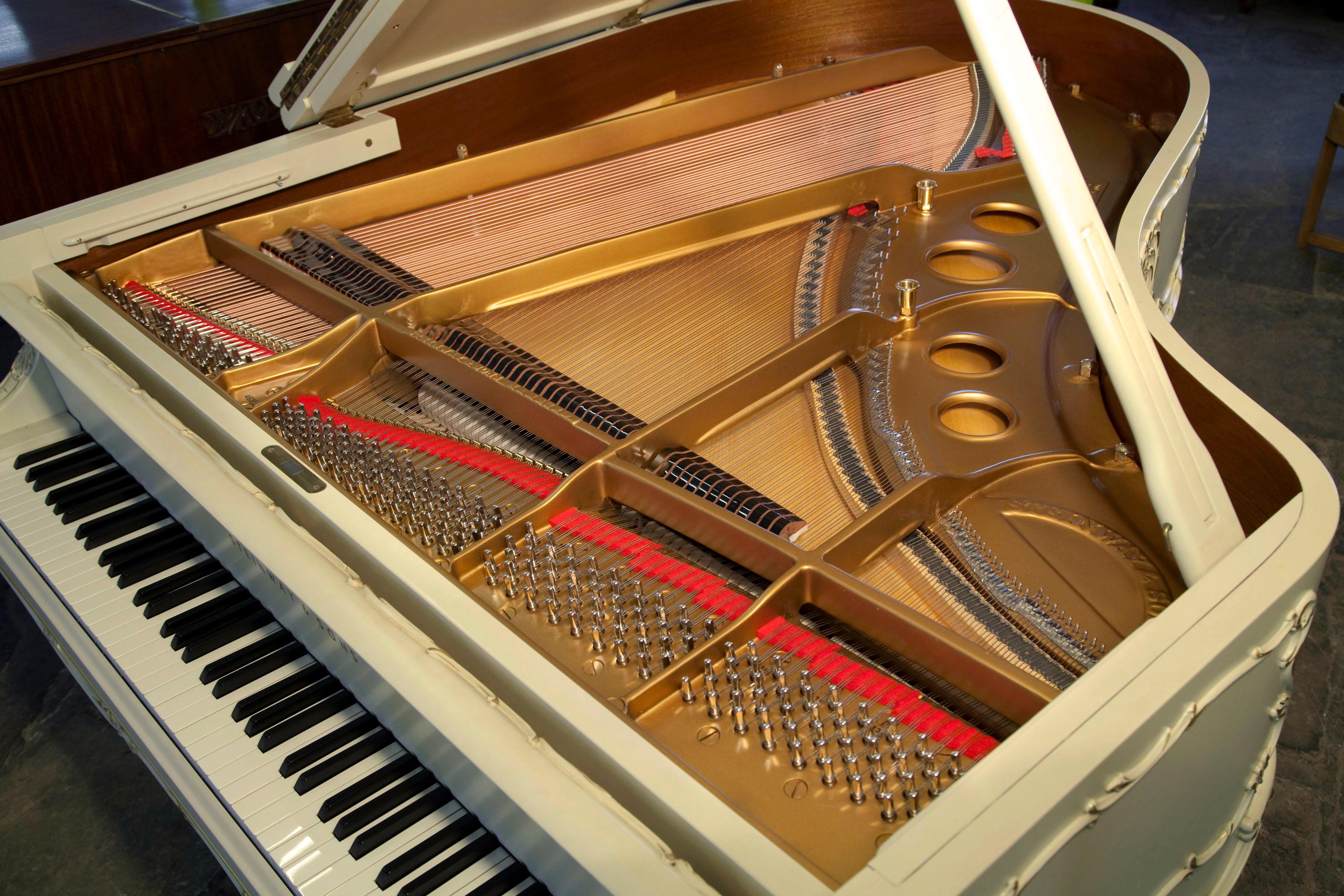 Louis XV 1979 Steinway Model O Piano Matt Cream Cabriole Legs Gilt Accents 6