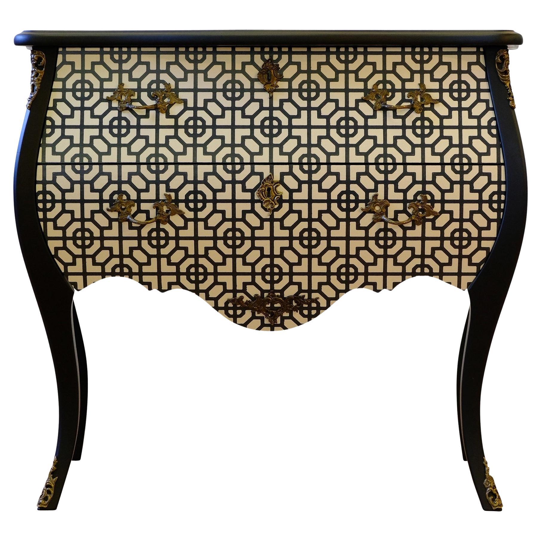 Rococo Style Art Deco Style Commode For Sale