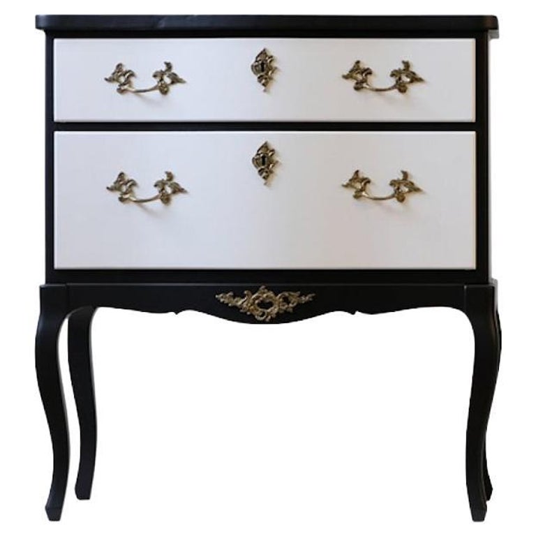 Italian Rococo Cream Lacquer 2 Drawer Nightstands Bombe Bedside Commode, a  Pair For Sale at 1stDibs | rococo nightstand