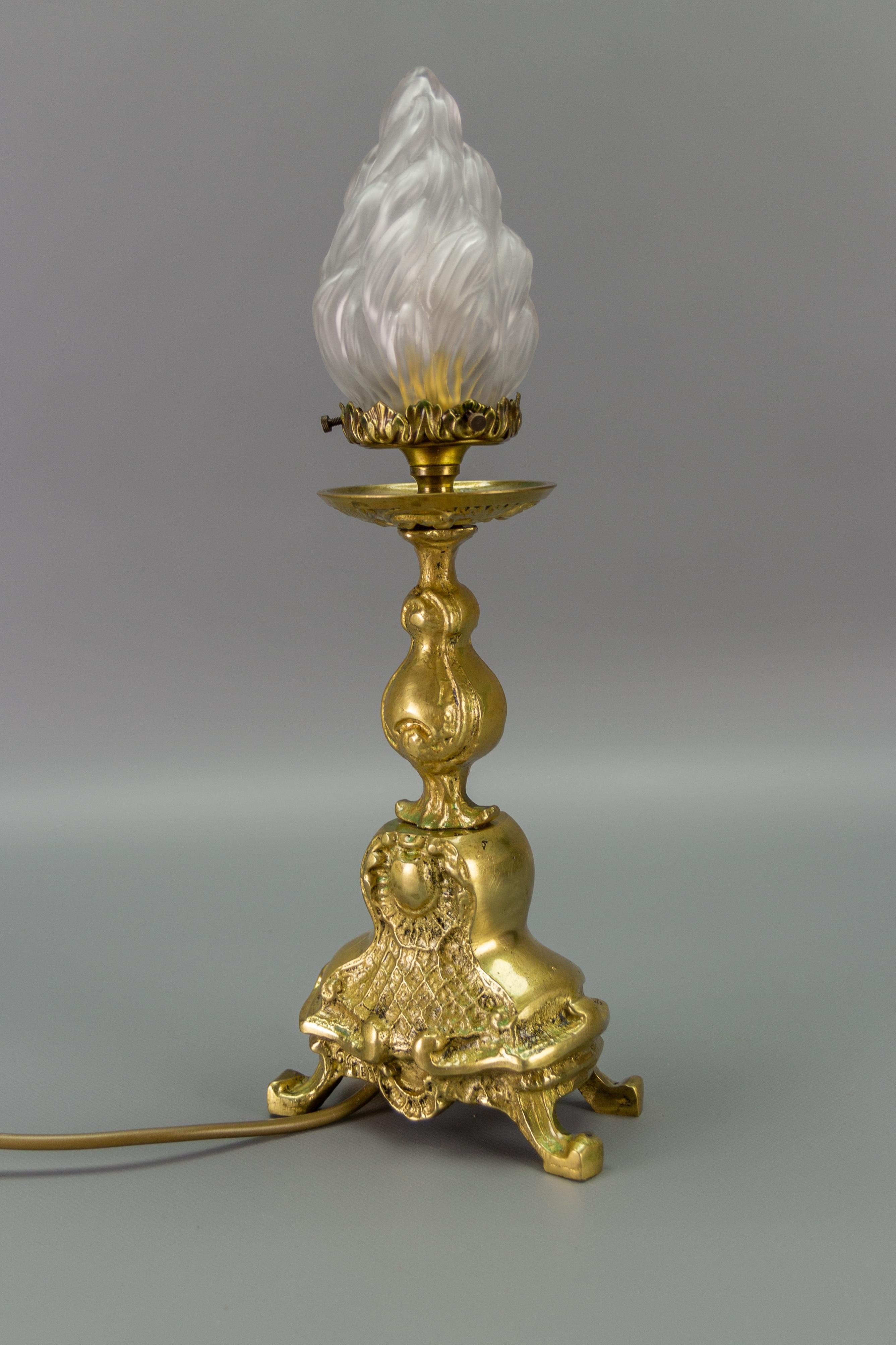 Mid-20th Century Rococo Style Bronze Table Lamp with White Frosted Glass Lampshade For Sale