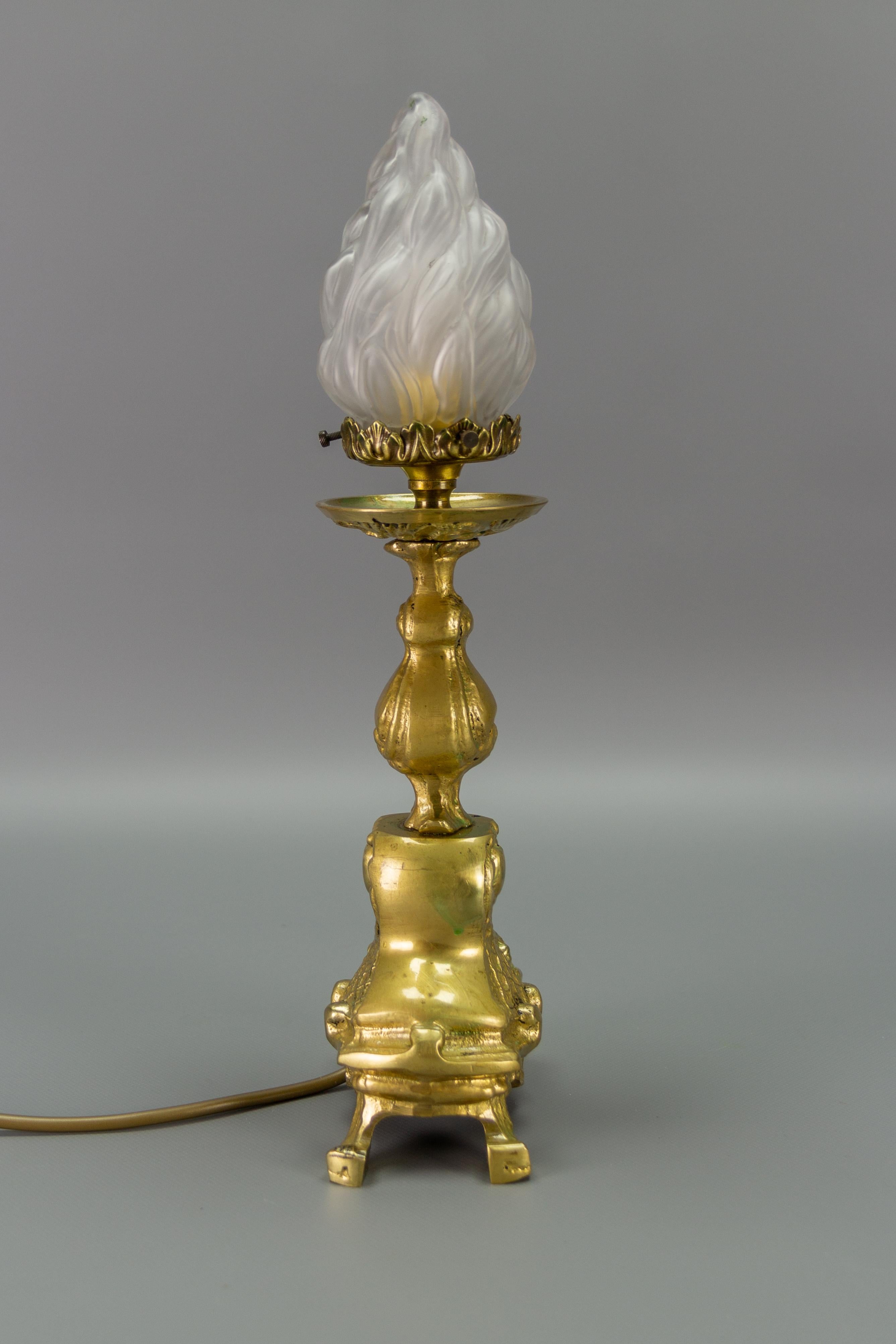 Rococo Style Bronze Table Lamp with White Frosted Glass Lampshade For Sale 3