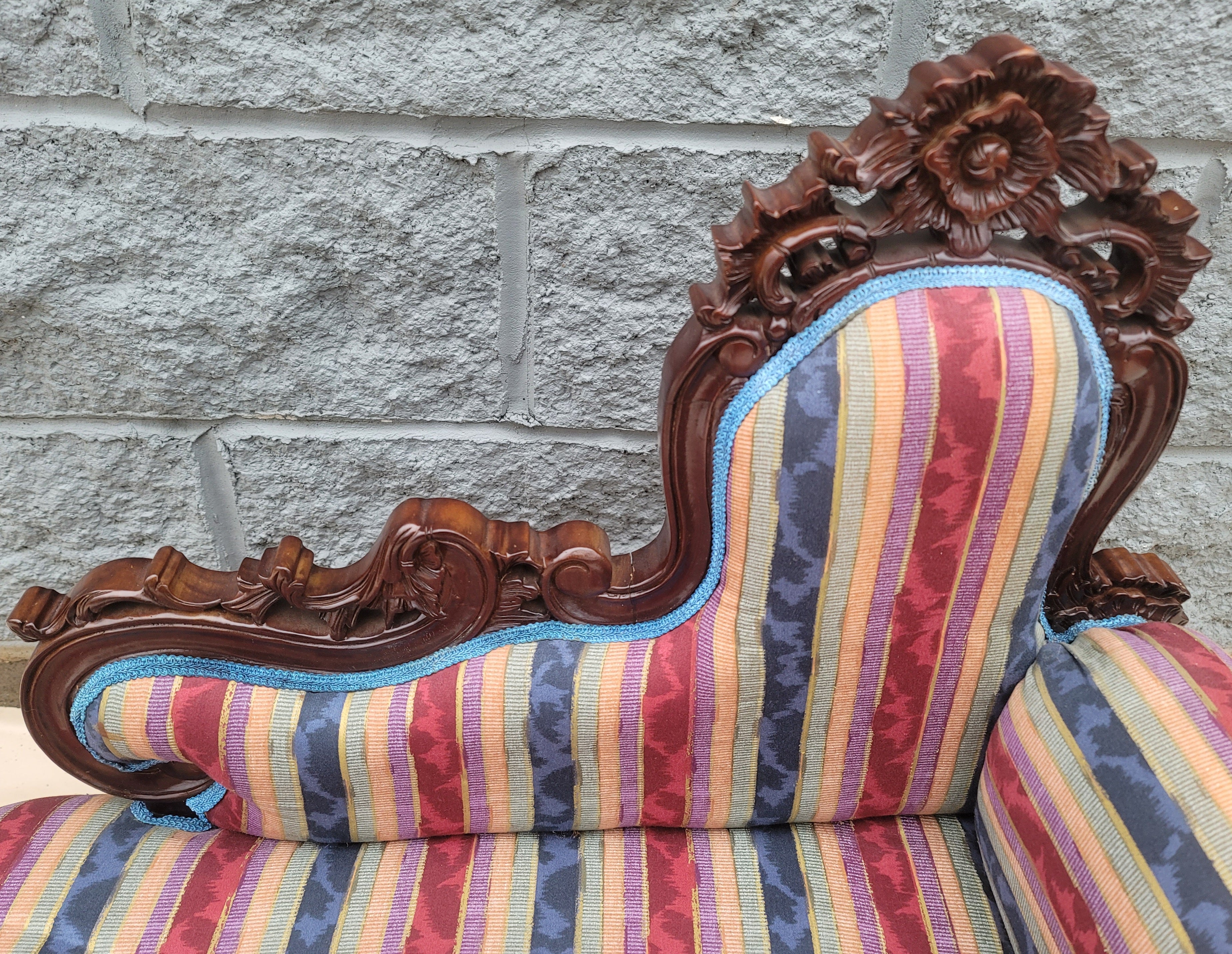 Rococo Style Carved Cherry Upholstered Child Size Chaise Lounge In Excellent Condition For Sale In Germantown, MD