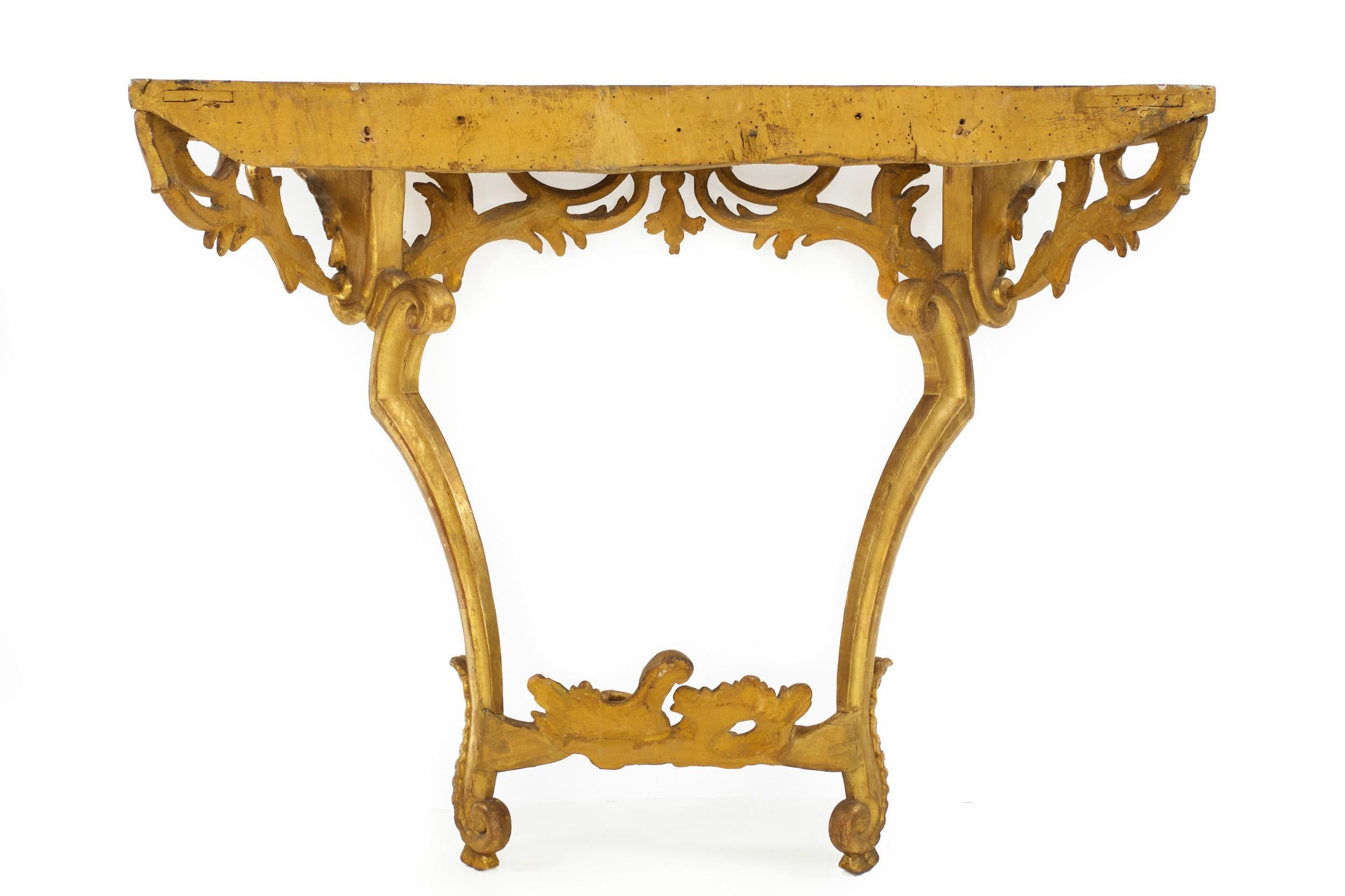 Antiker Konsolentisch aus geschnitztem vergoldetem Holz im Rokoko-Stil des 19. Jahrhunderts im Angebot 5