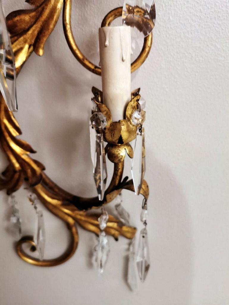 Rococo Style Florentine Wall Sconce in Gilded Iron and Crystals 5