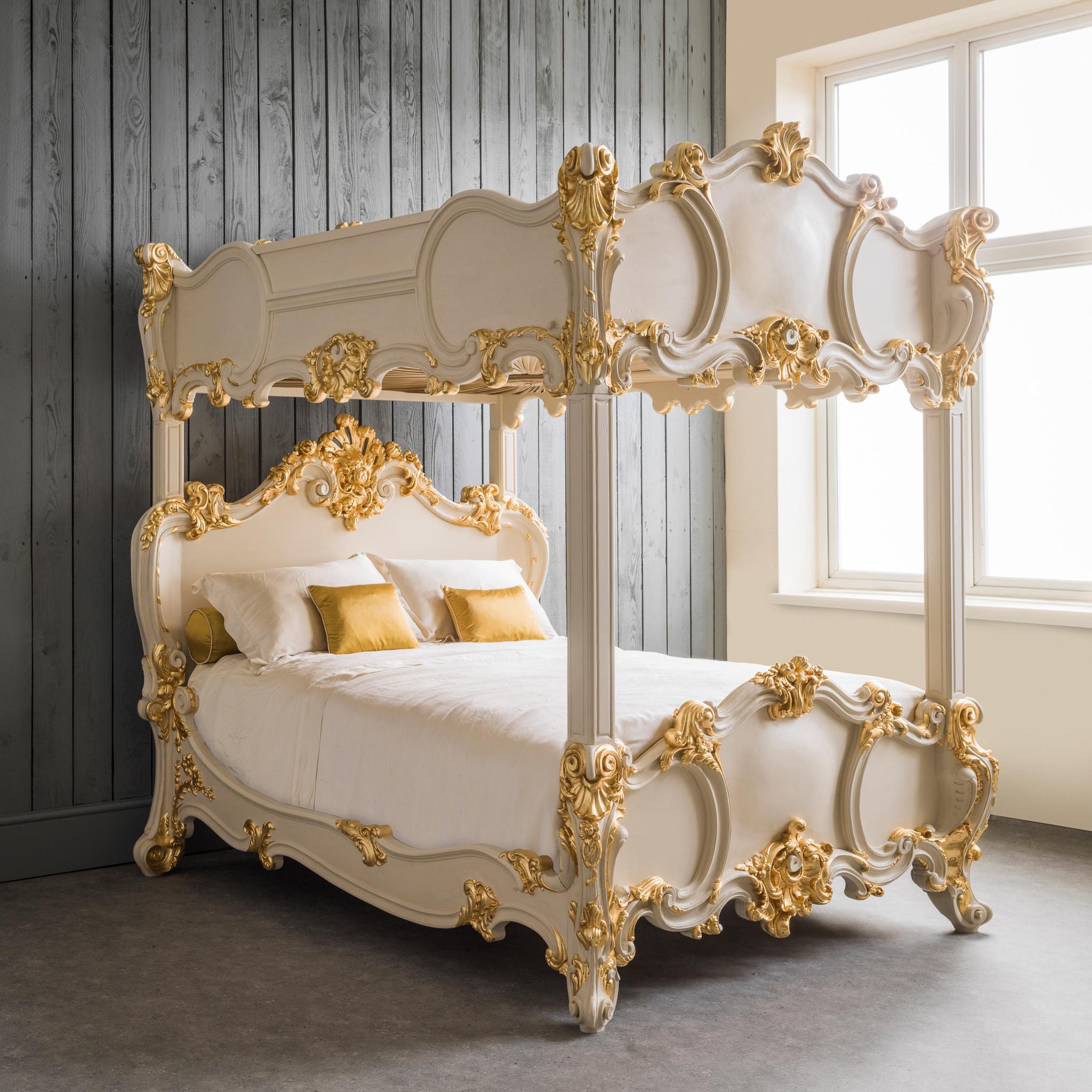 Rococo Style Hand Carved 4 Poster & Bunk Bed In Excellent Condition For Sale In London, Park Royal