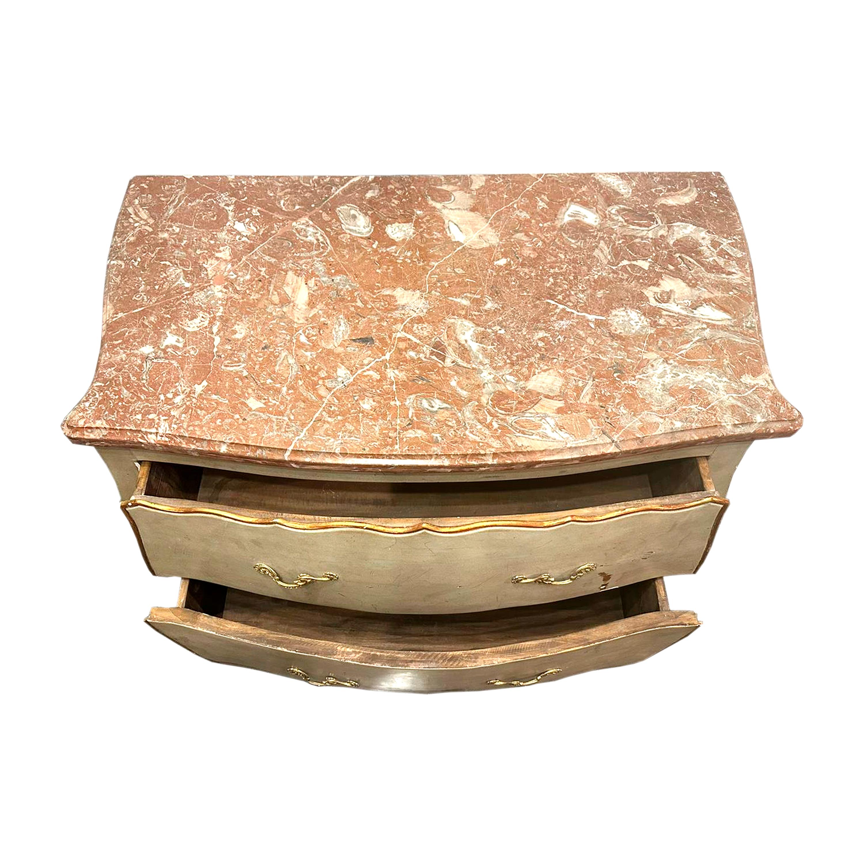 Fatto a mano Stile rococò  Cassettone a due cassetti realizzato a mano, Italia, XIX secolo. in vendita