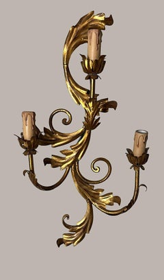 Rococo Style Italian Wall Sconce In Gilt Brass Sheet And Casting
