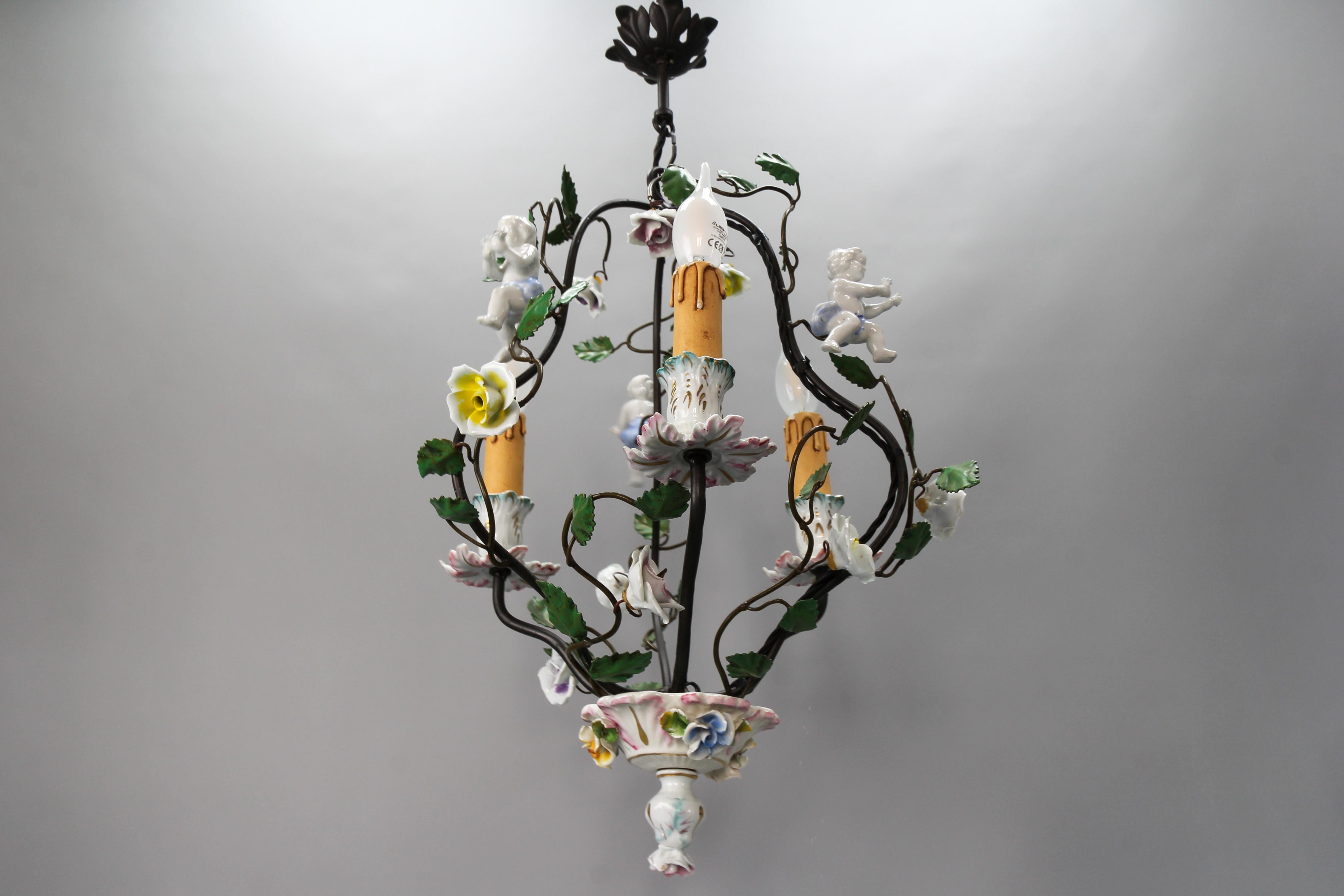 Rococo Style Porcelain Cherub and Metal Three-Light Chandelier, circa 1970s For Sale 1