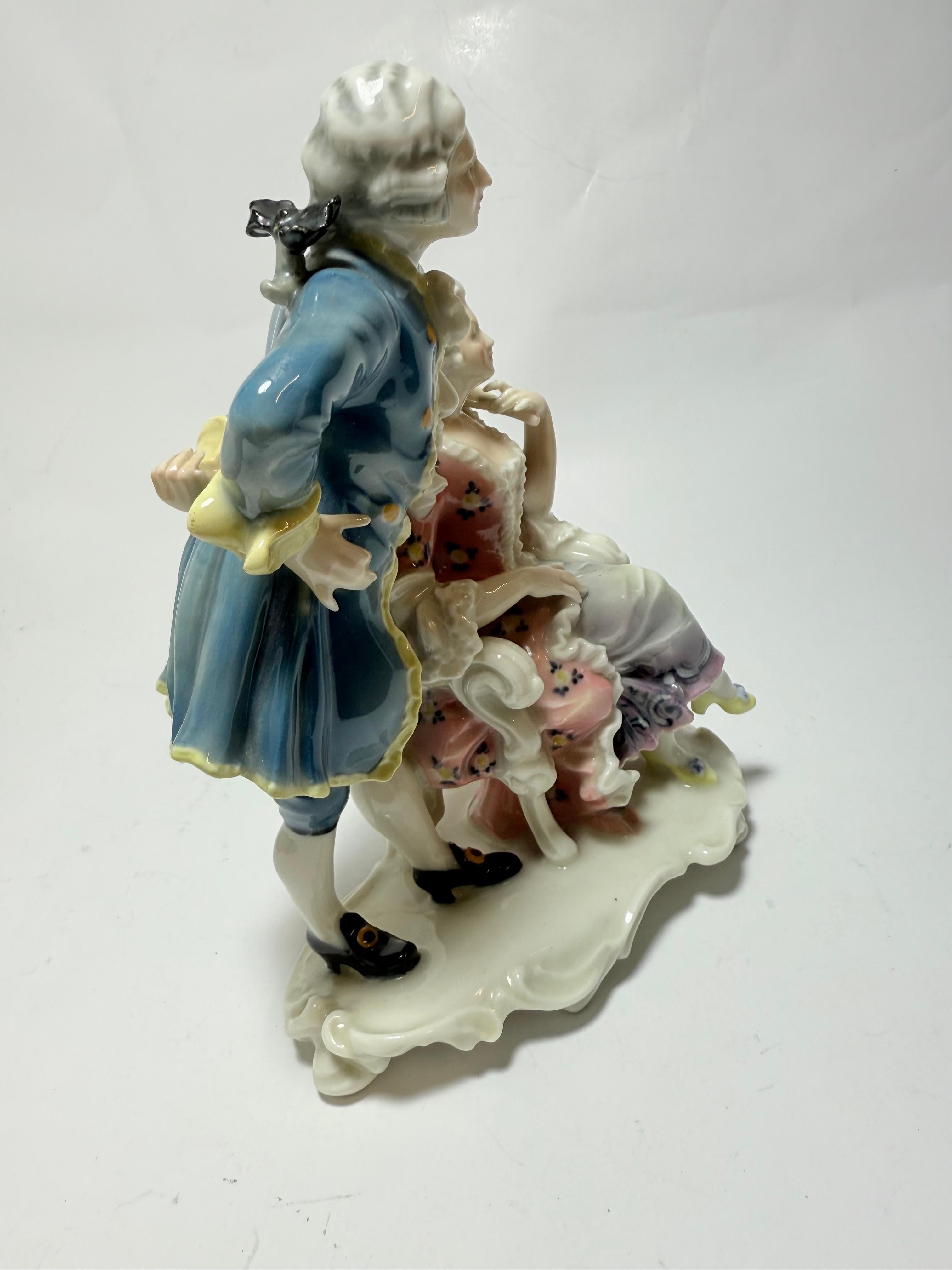 Coppia di porcellane in stile rococò Karl Ens Volkstedt, inizio XX secolo in vendita 7
