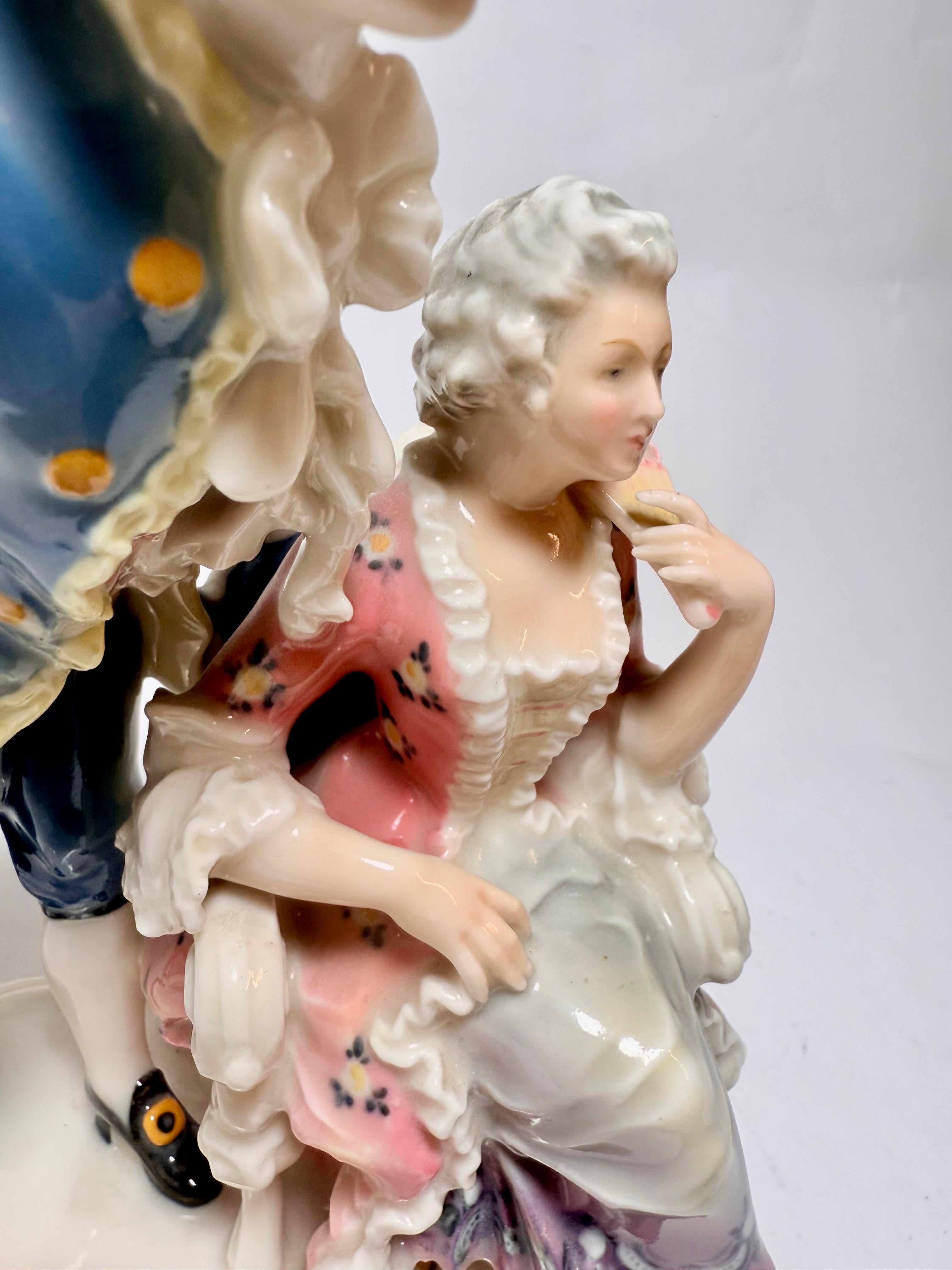 Coppia di porcellane in stile rococò Karl Ens Volkstedt, inizio XX secolo in vendita 11