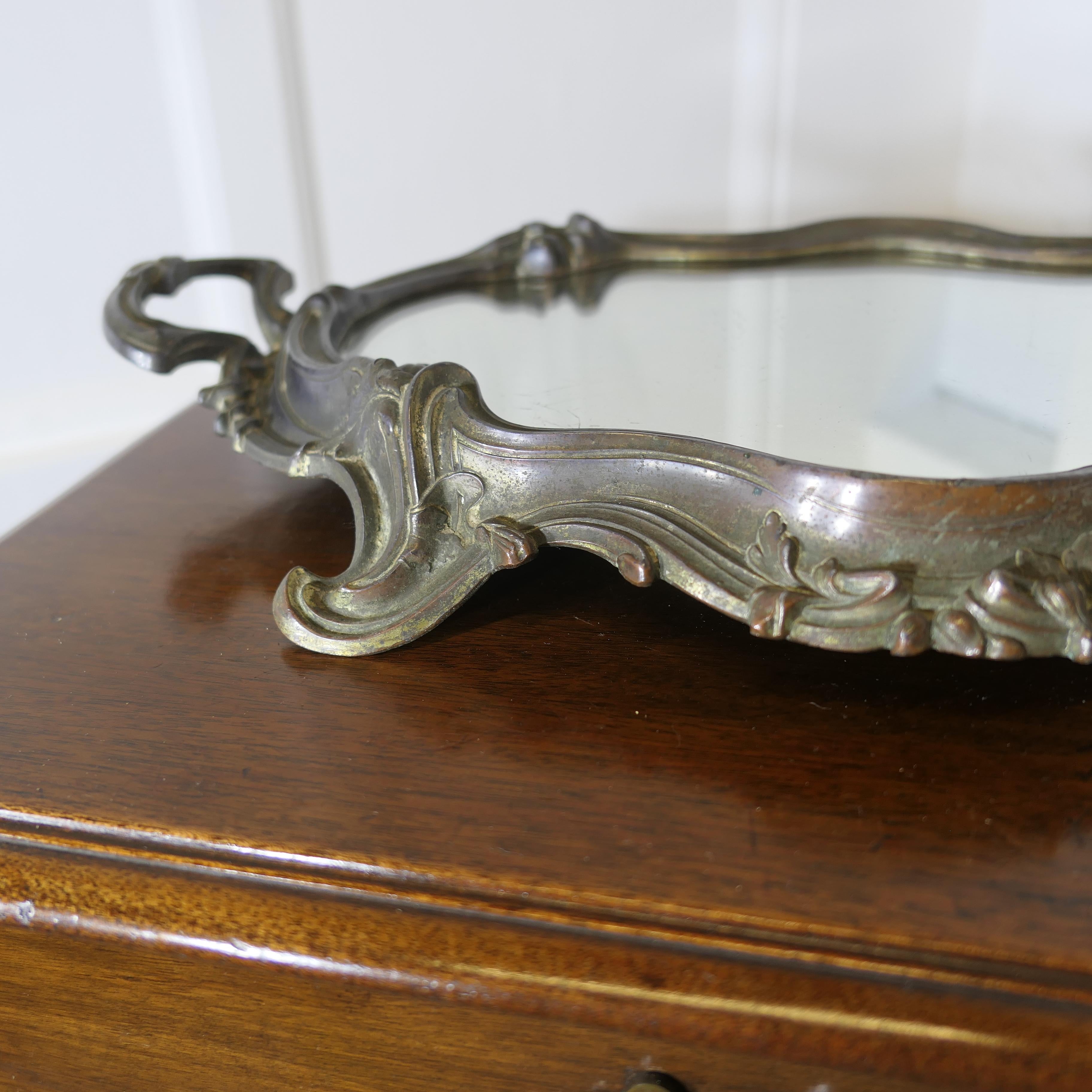 Plateau à miroir, plateau à vin, buffet de style Rococo en métal argenté en vente 3