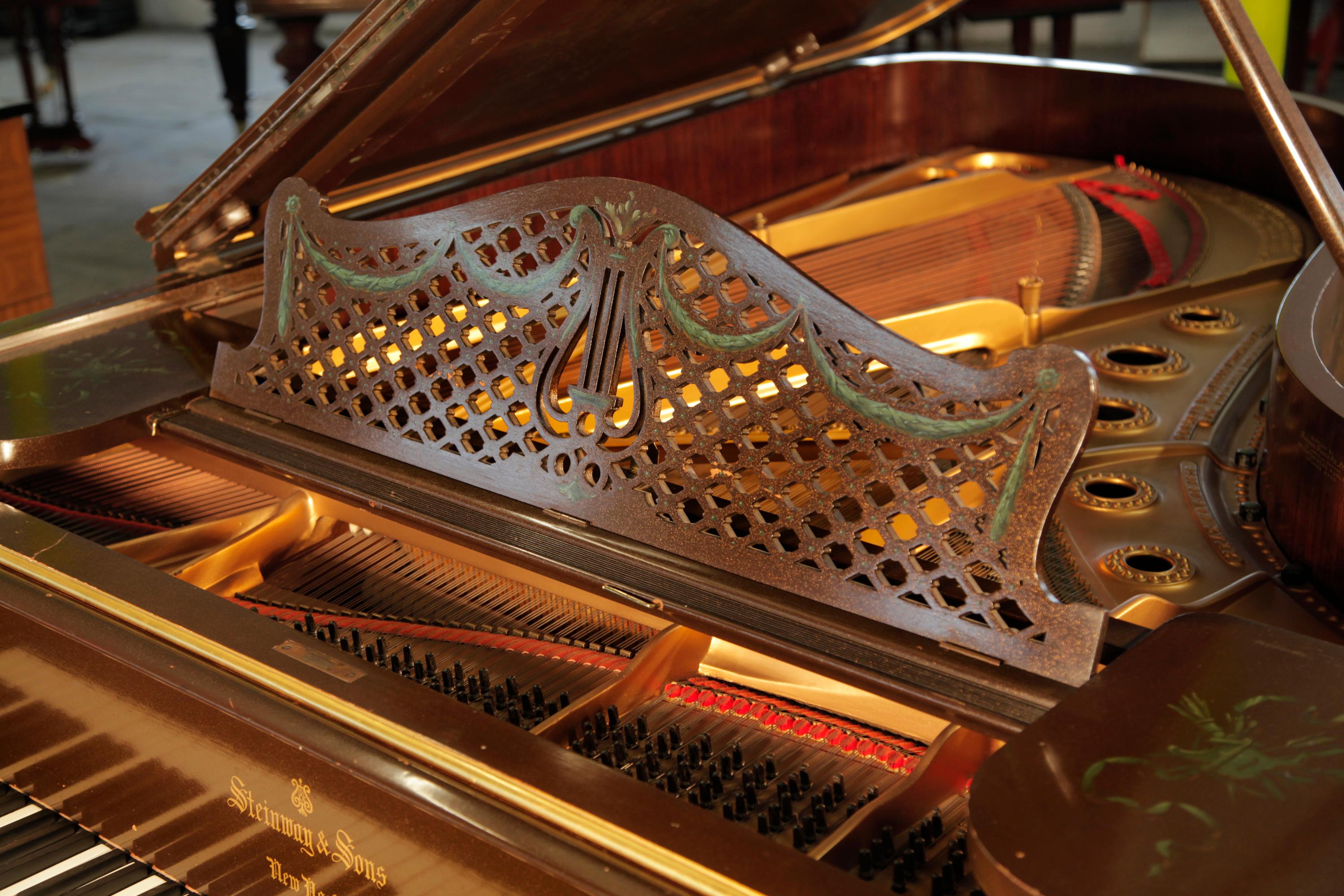 Allemand Grand piano Steinway Modèle B, scènes peintes à la main Fete Galante en vente