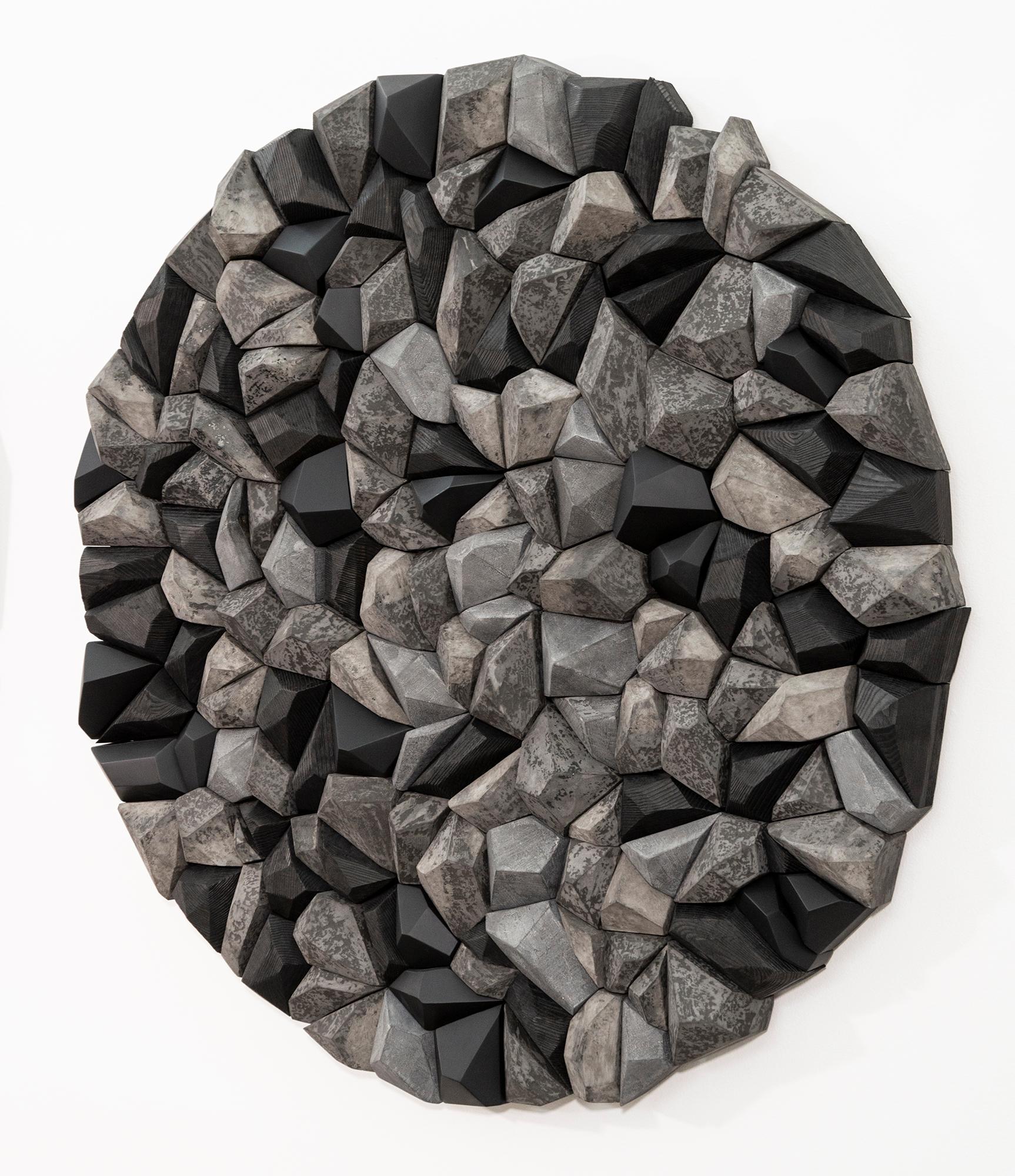 Burnt Sun Series - Staubwolke #1 - zeitgenössische Wandskulptur aus Glasfaser und Holz – Sculpture von Rod Mireau