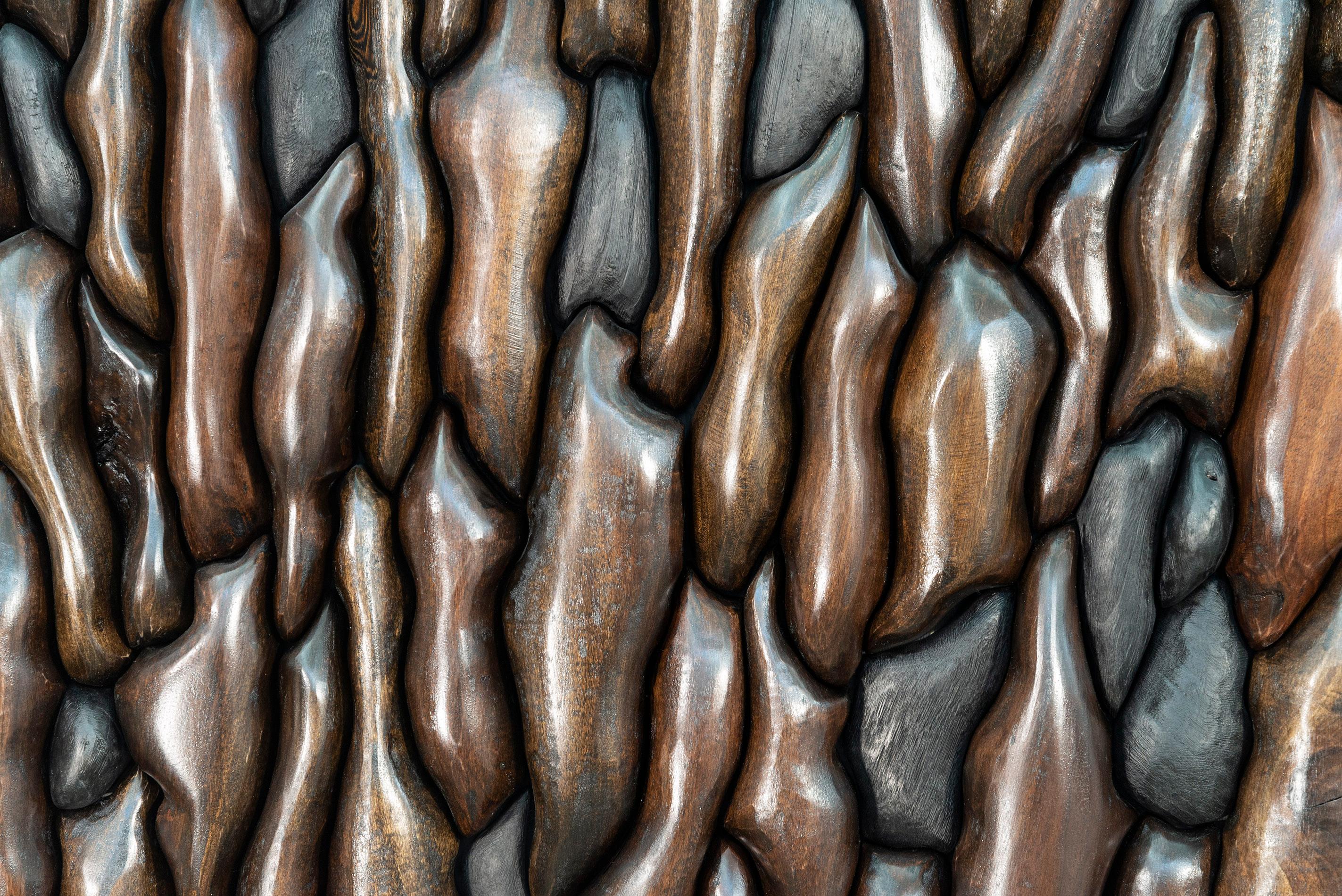 Roots and Ashes - moderne, zeitgenössische Wandskulptur aus Esche, Walnuss, gebeiztem Holz im Angebot 2