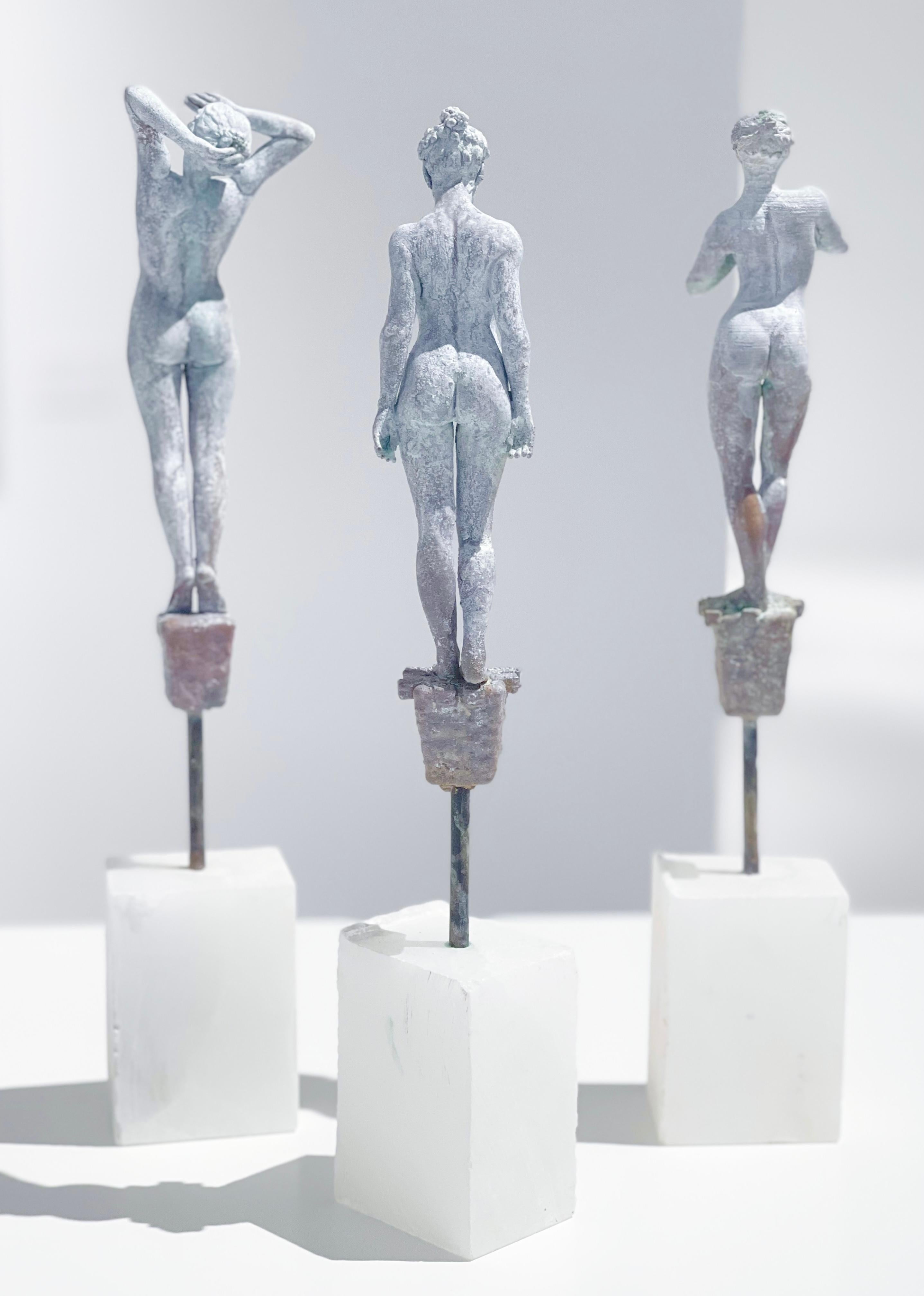 Lilliputien #47 par Rod Moorhead. Sculpture figurative. 1