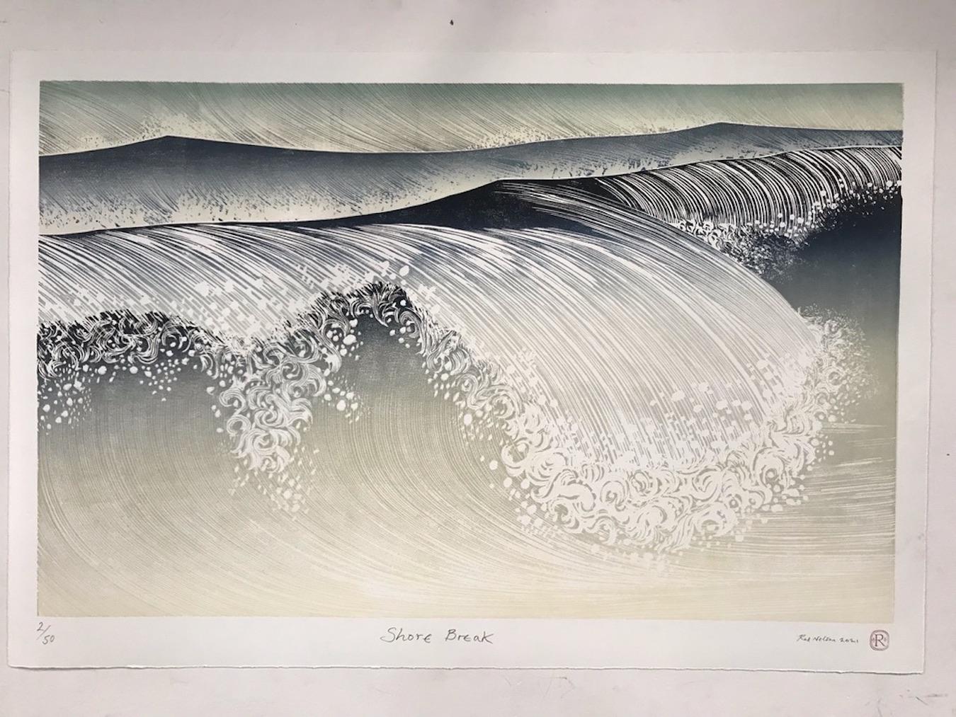 Shorebreak-Holzschnitt im japanischen Stil, zeitgenössischer handgefertigter Meereslandschaftsdruck, (Grau), Landscape Print, von Rod Nelson 